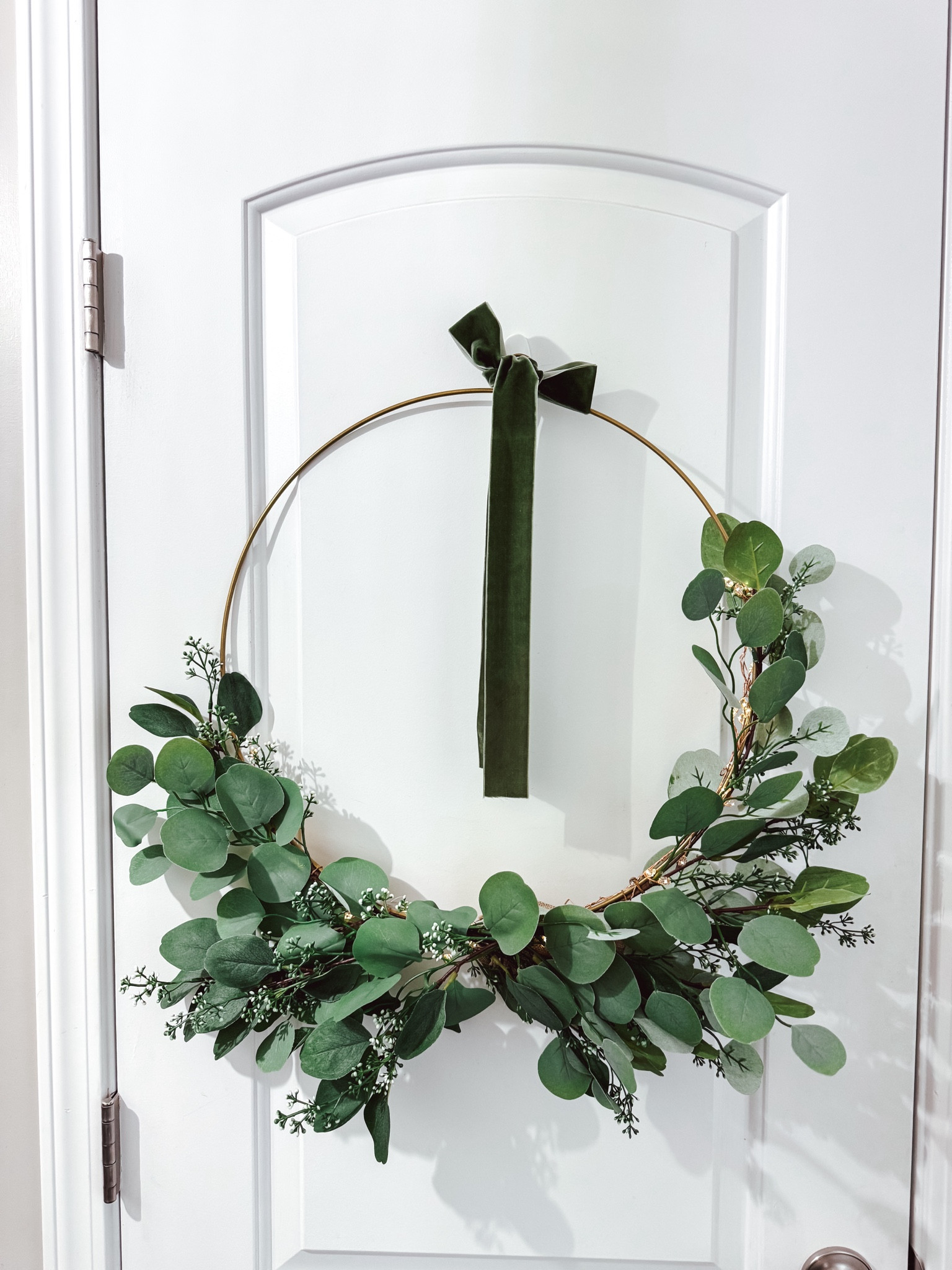 Love this beautiful eucalyptus wreath! It’s perfect for spring! 

#LTKStyleTip #LTKHome #LTKSeasonal