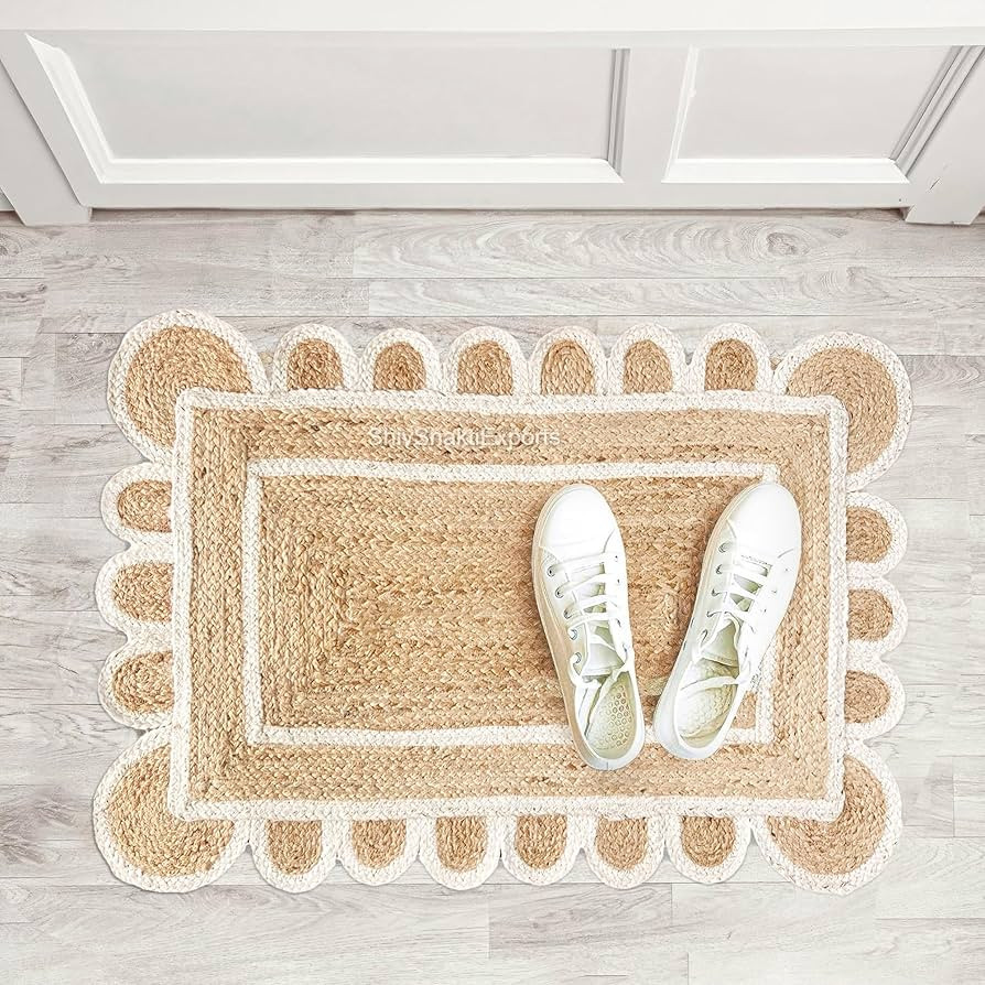 Shiv Shakti Exports White Scalloped Natural Jute Area Rug, Natural Base Off White Trim (2x3 Feet ... | Amazon (US)