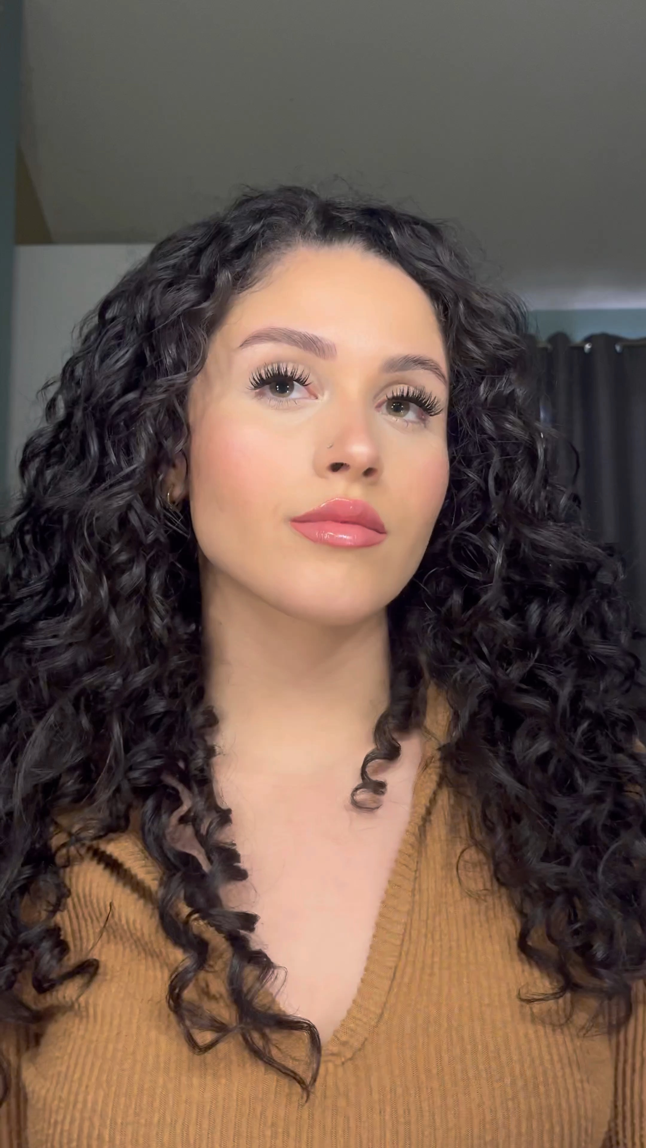 finger coiling >>

all products i use are linked below! ✨

#LTKstyletip #LTKU #LTKbeauty