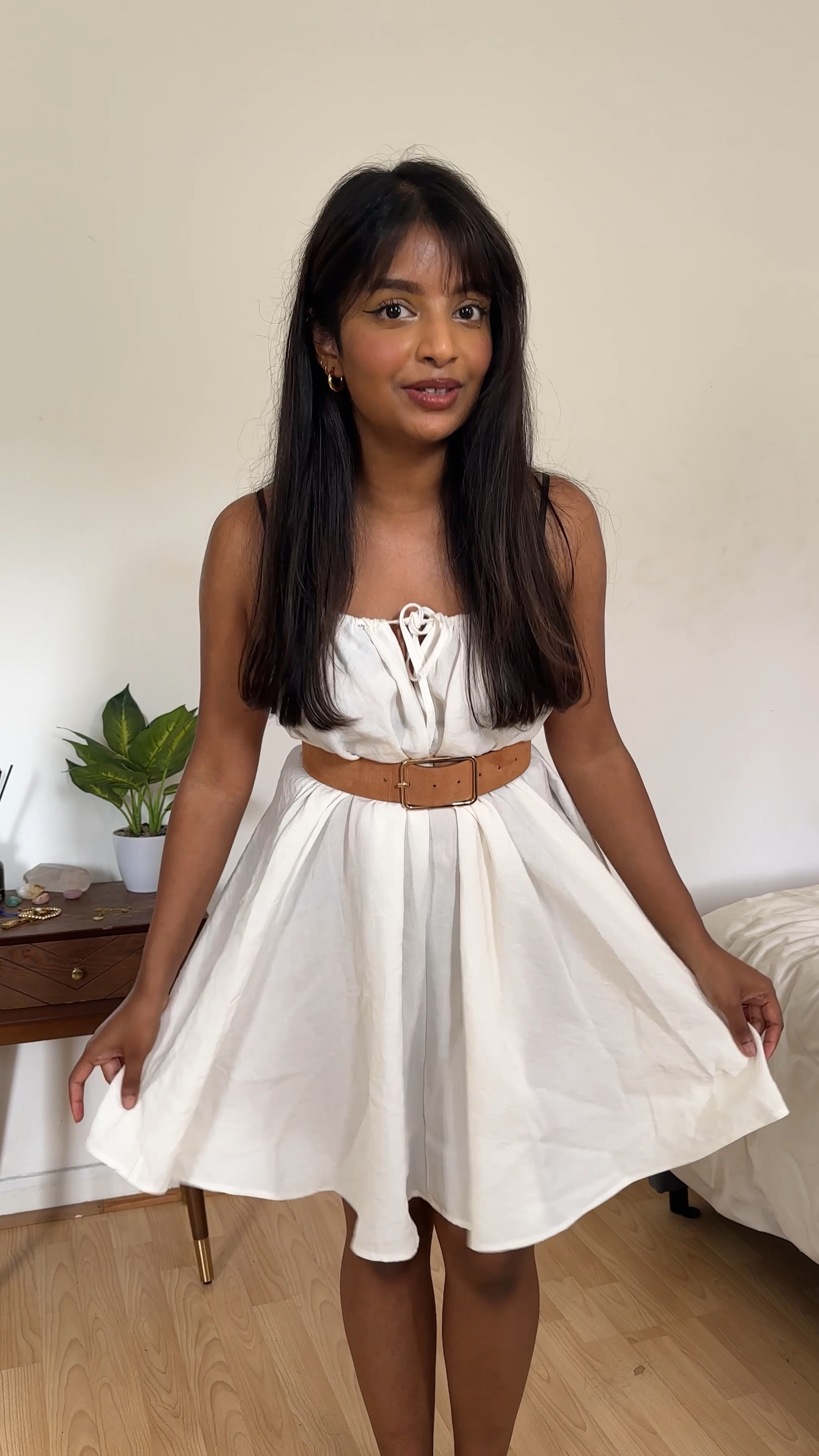 It’s finally summer dress szn ✨
_
#springoutfitideas #springoutfitinspo #outfitinspiration #outfitoftheday #summerfashion #pinterestinspired #summeroutfit #pinterestoutfit #pinterestfashion #STRADILOOKS #maxiskirt #petitefashion #petiteoutfit #abercrombiestyle #abercrombieandfitch #asos 