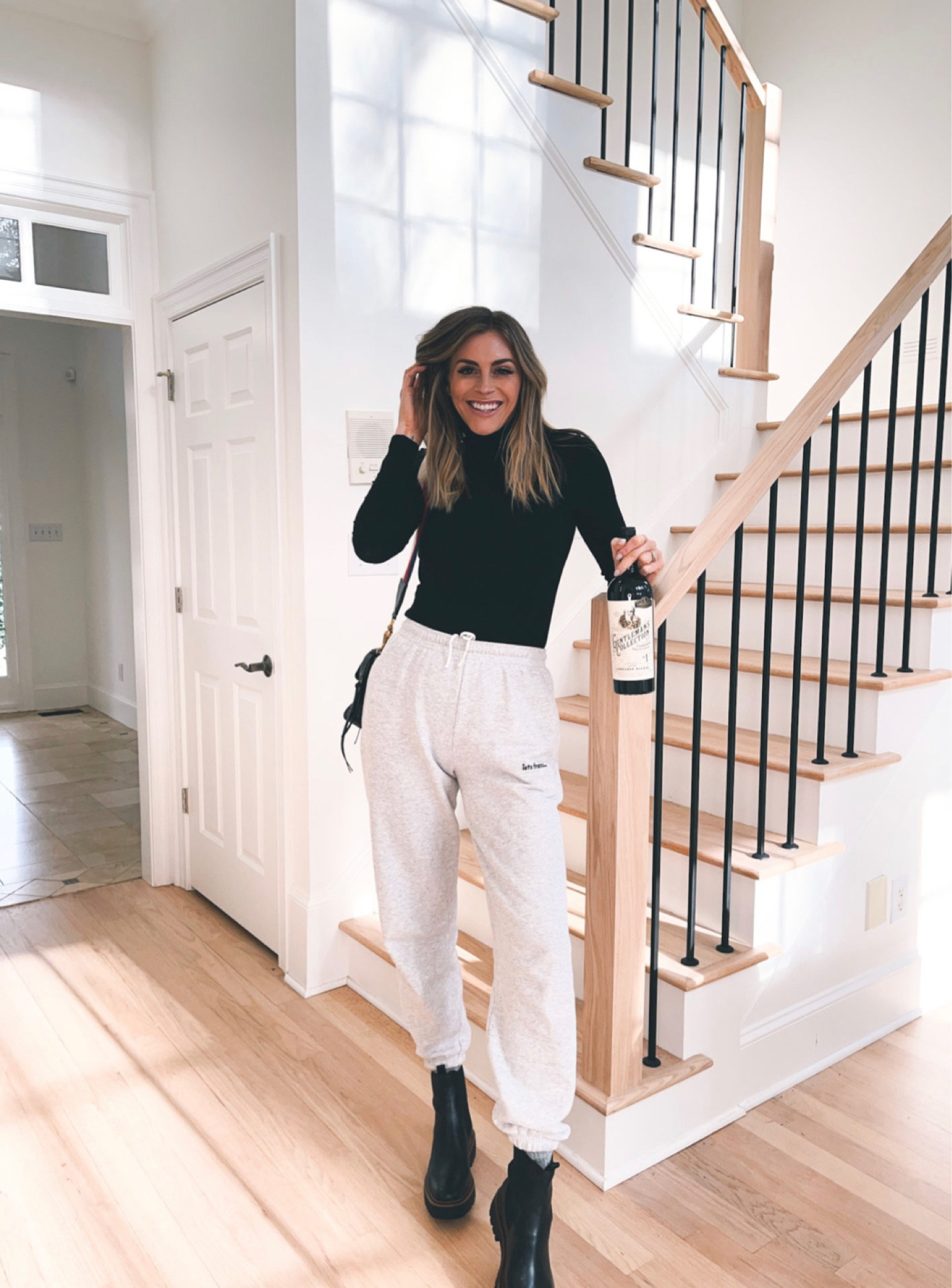 Sam Edelman laguna chelsea boot, how to style laguna boot, waterproof boots, waterproof chelsea boot, laguna waterproof lug sole chelsea boot, laguna boot dupe, Sam Edelman laguna boot dupe 

#LTKshoecrush #LTKCyberweek #LTKsalealert