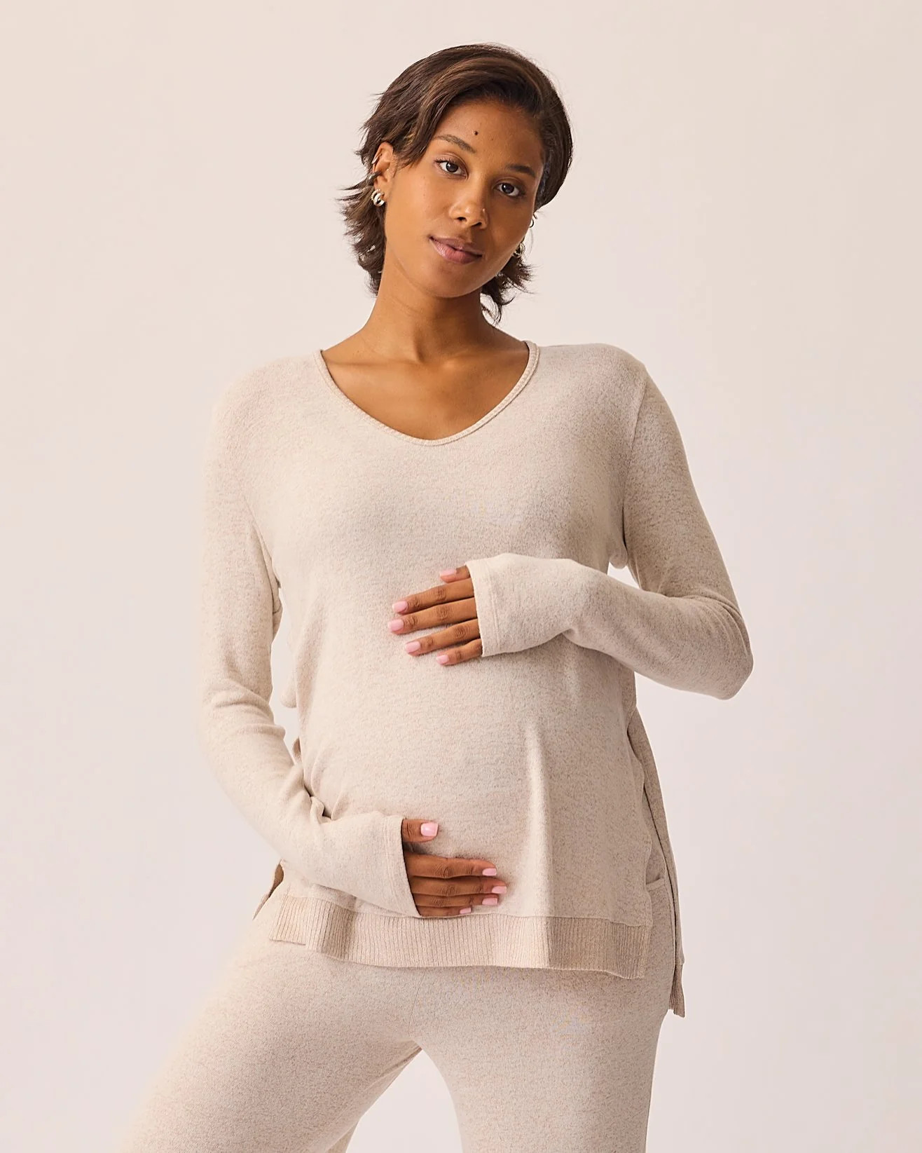 CozyKnit Maternity & Nursing V-neck Top | Oat - Kindred Bravely | Kindred Bravely