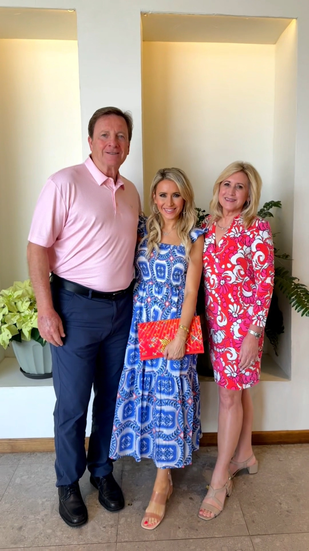 An elevated lunch with my parents at Lazy Lane. This Garden Oaks Houston restaurant is serving up delicious food and cocktails in a casually elegant dining space. Also they have the perfect outdoor spot to enjoy patio weather. 

Must Try Dishes 👇🏻
Oysters on the Half Shell
Cast Iron Brie
Baby Kale Salad 
Baked Potato Pizza
Half Rack of Lamb
Dry Aged Burger 
S’mores Board

923 Wakefield Dr. Houston, TX


#LTKfoodie #LTKootd