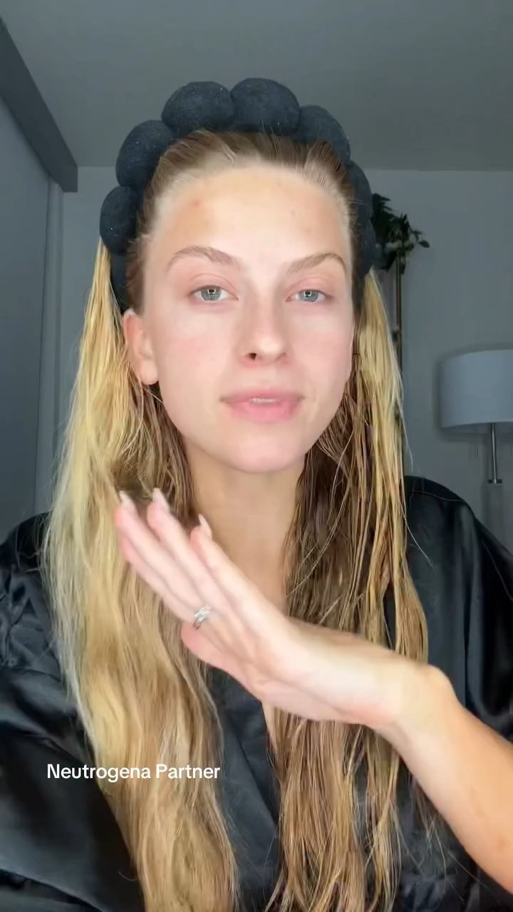 You guys know I love spilling the tea… @neutrogena hydro boost water gel is the only thing that is keeping me my skin so juicy 

 #LTKWatchNow #LTKBeauty