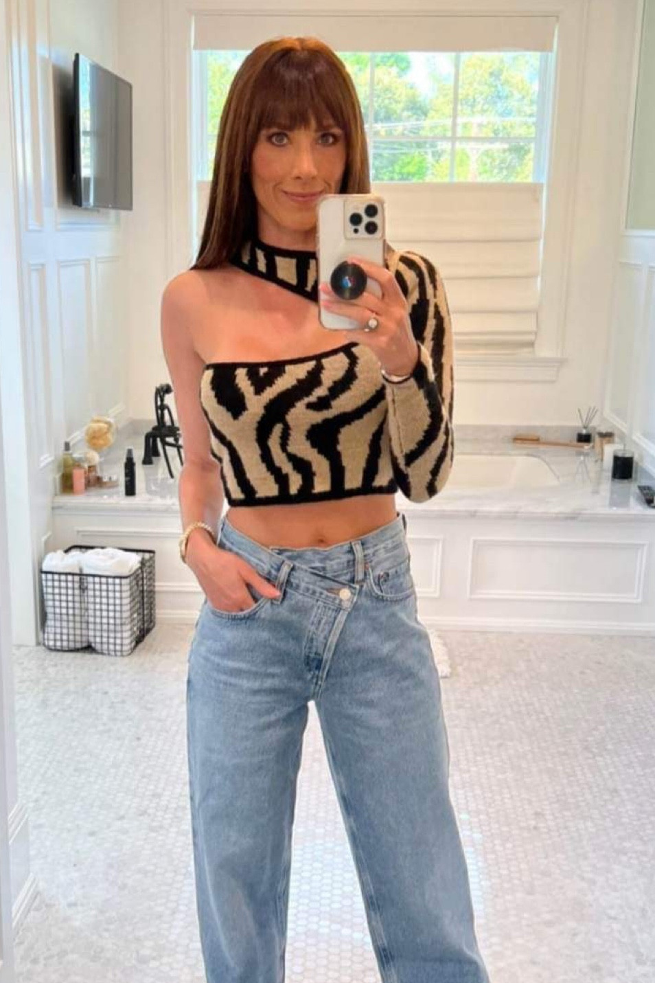 Top is older and OOS but they do have a few sizes in other colors and I found some cute dupes 😊

#LTKstyletip #LTKFind