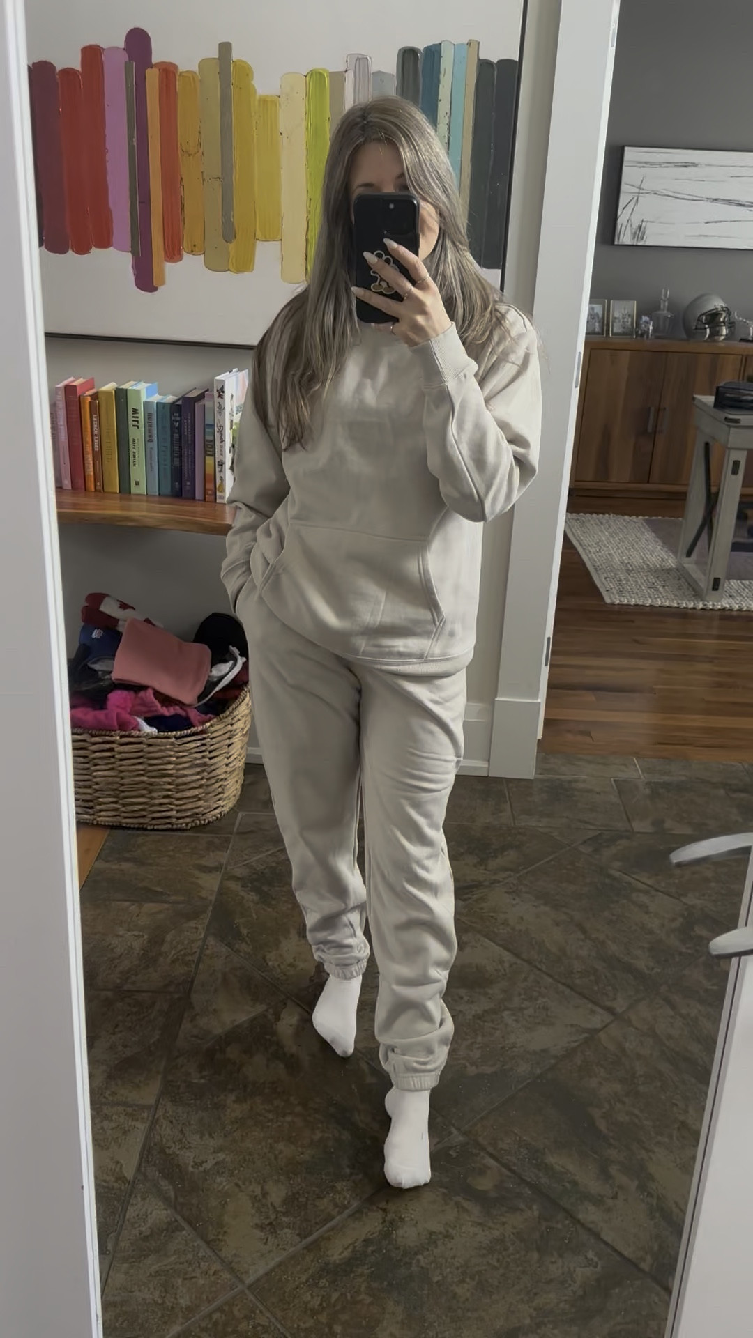 Sweatpants size xs. Hoodie is size small

#LTKtravel #LTKstyletip #LTKwinter