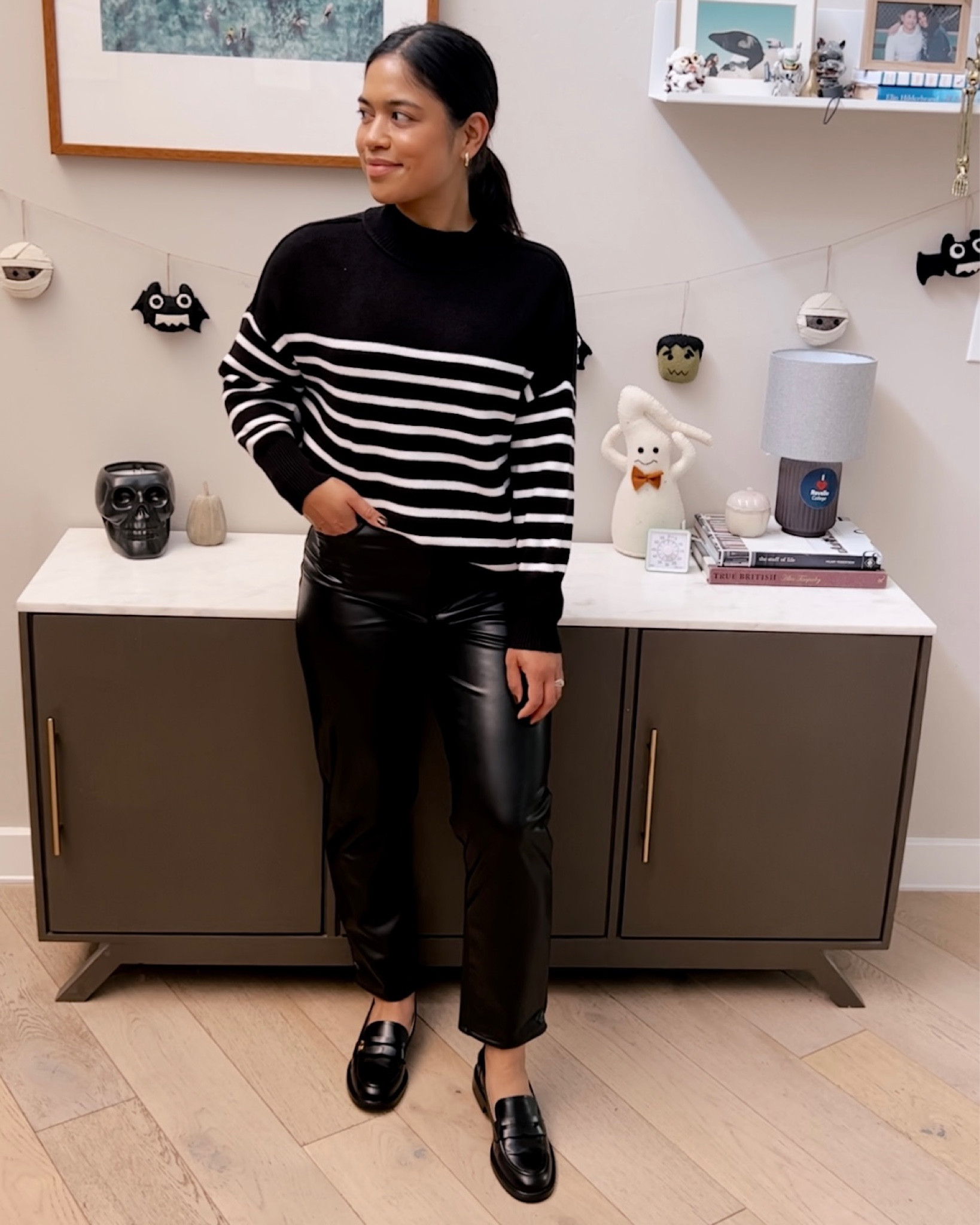 Easy casual chic fall outfit, fall style trends, vegan leather pants and loafers


#LTKstyletip #LTKshoecrush #LTKSeasonal