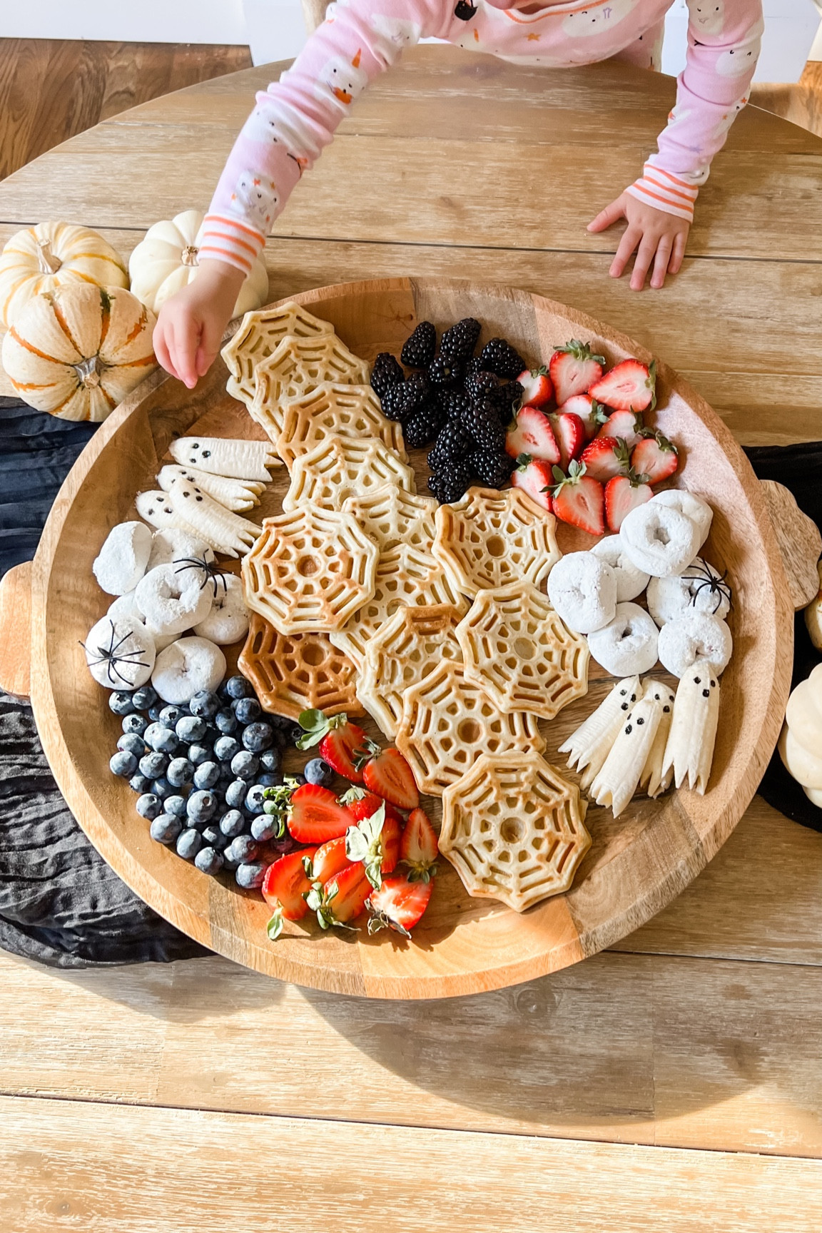 Spooky breakfast #halloween #spooky #breakfast #halloweenforkids 

#LTKHalloween #LTKfamily #LTKkids