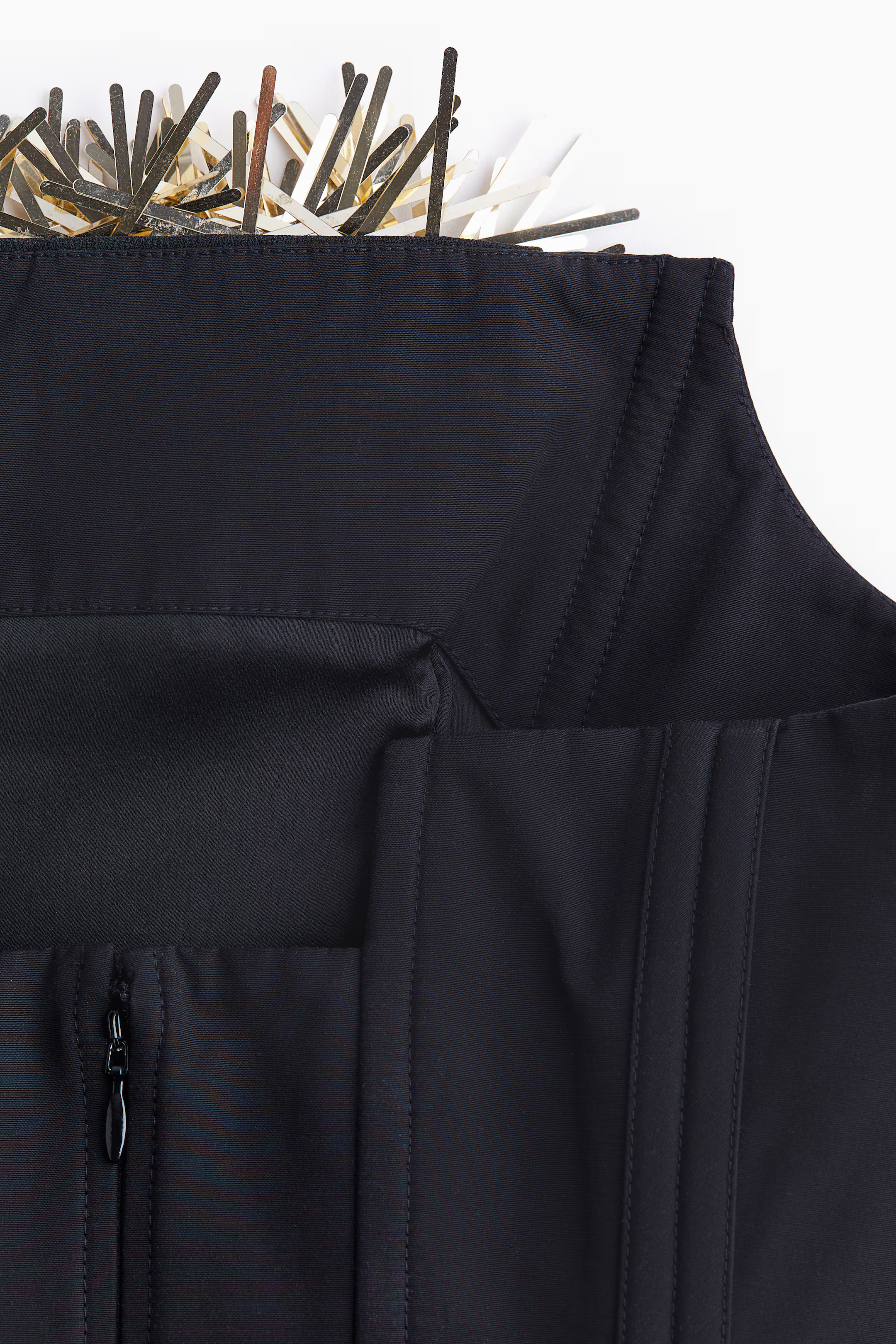 Spangled  hourglass bandeau dress | H&M (UK, MY, IN, SG, PH, TW, HK)