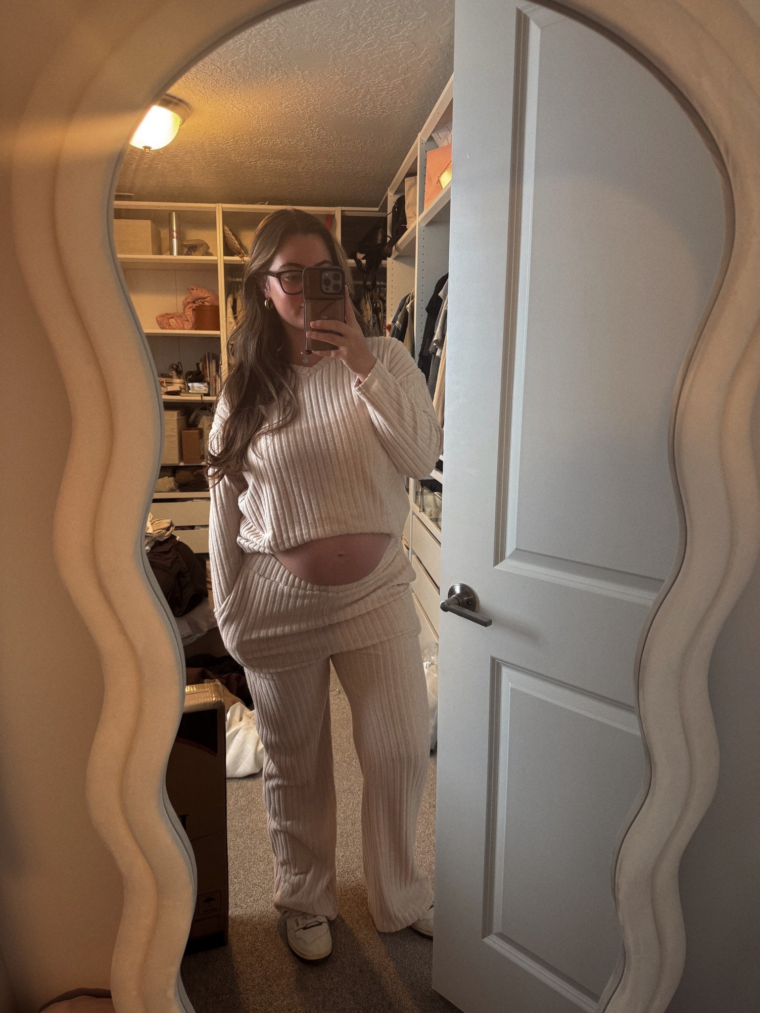 obsessed with this set for fall while being pregnant! sooo comfy and flattering! 

#LTKBump