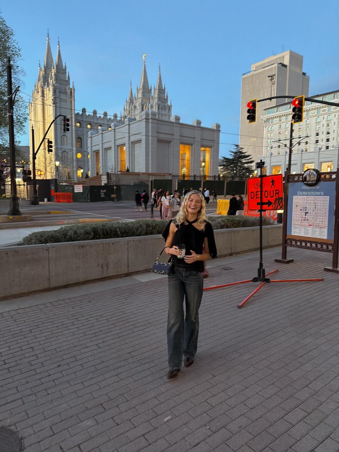Date night to watch @lany I’m so happy to be home 🤍✨

#LTKootd #LTKvlog #LTKdayinmylife