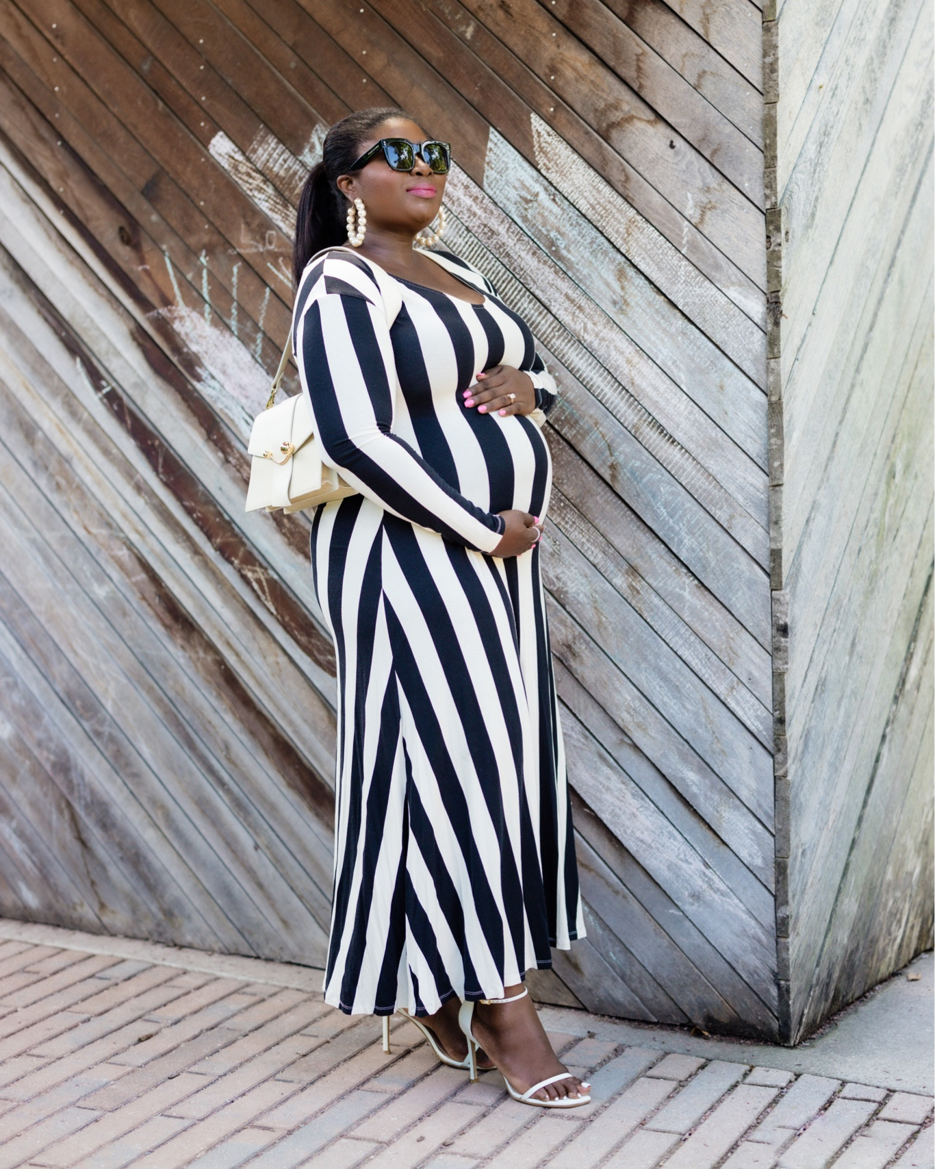Third trimester of pregnancy calls for bodycon dresses and vertical stripes 

#LTKunder100 #LTKbump #LTKcurves