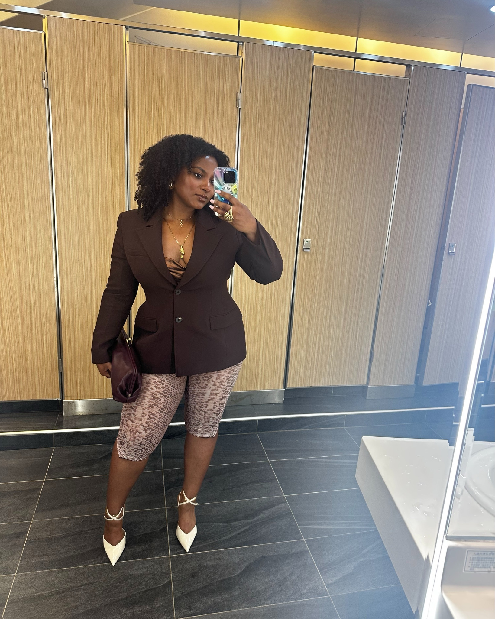 Tonal 🤎🩷🤍
—
I’m wearing an XL in this Zara hourglass blazer! 

#LTKMidsize #LTKSpringSale #LTKFindsUnder100