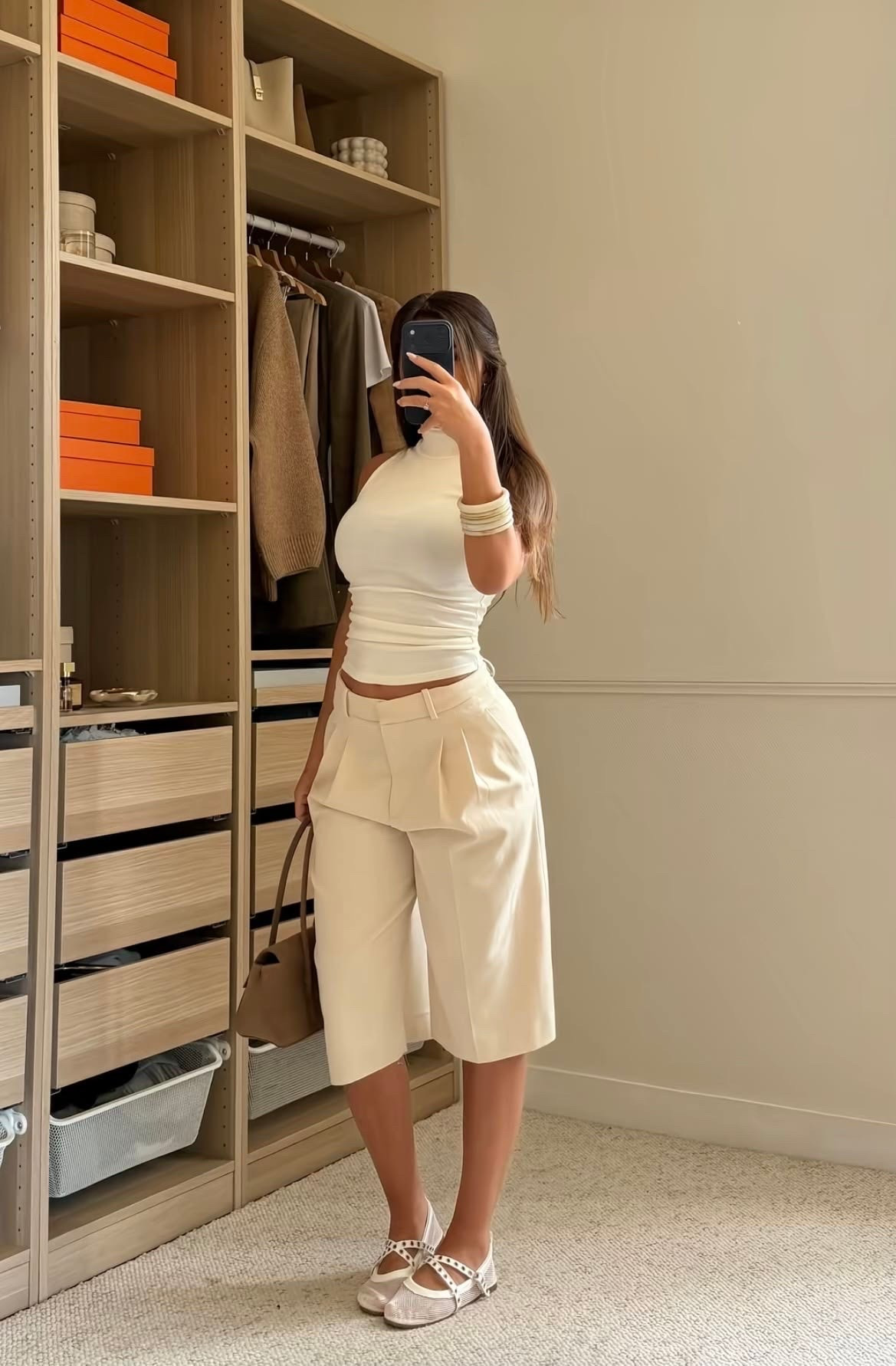 White Bermuda pants

#LTKPetite #LTKBeauty #LTKootd