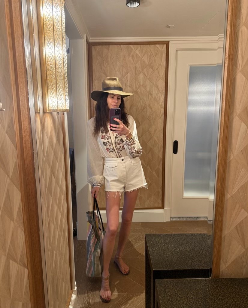 What I wore in NYC! Also linked looks for less

Women’s fashion, summer outfits, summer outfit inspo, summer fashion, summer style, trendy fashion, chic fashion, travel outfit, mom style, New York outfit inspo 

#LTKSeasonal #LTKStyleTip #LTKOver40