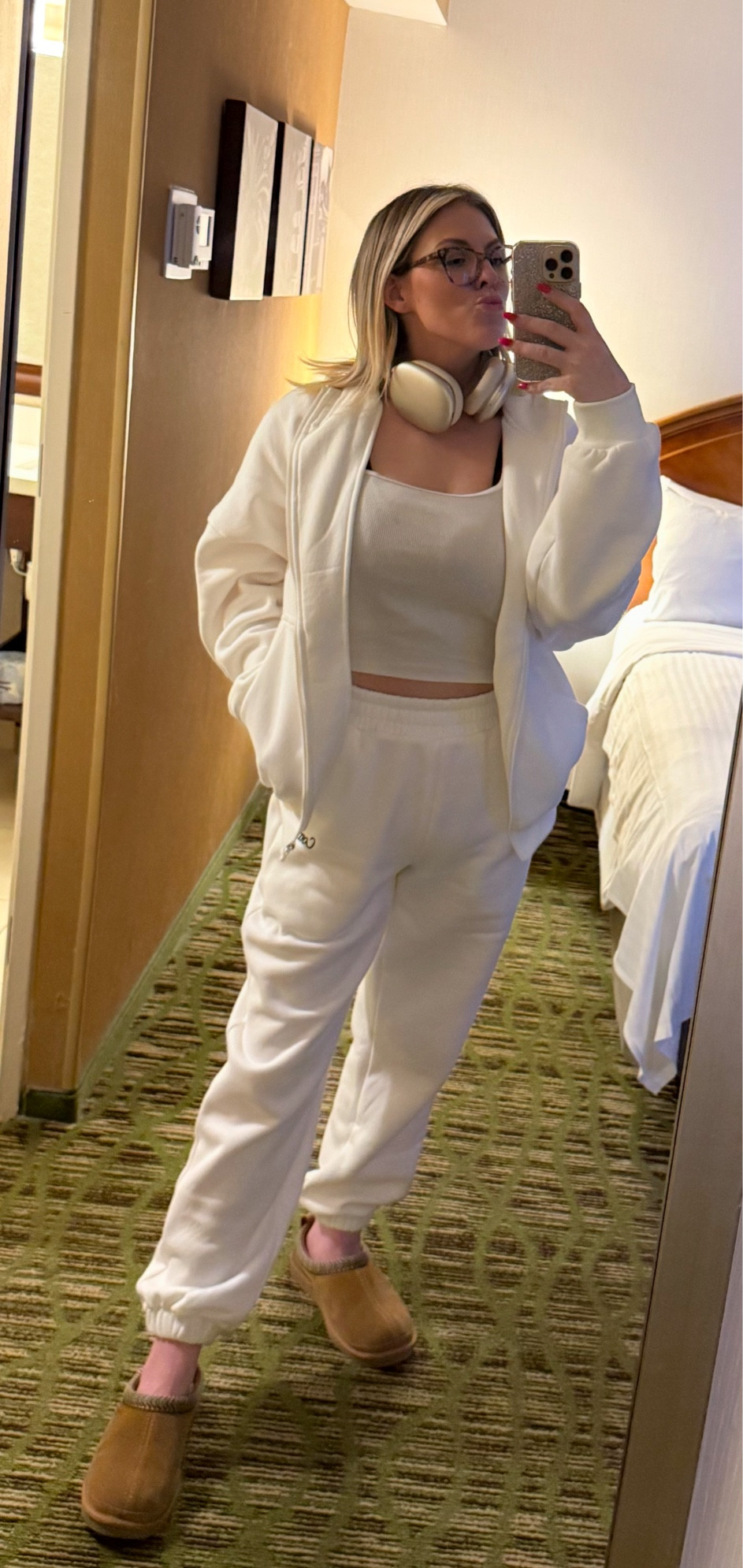 I travel constantly for work and you better bet your bottom dollar I am always wearing a Comfrt sweatsuit through the airport - they are unmatched!!!

#LTKActive #LTKGiftGuide #LTKStyleTip