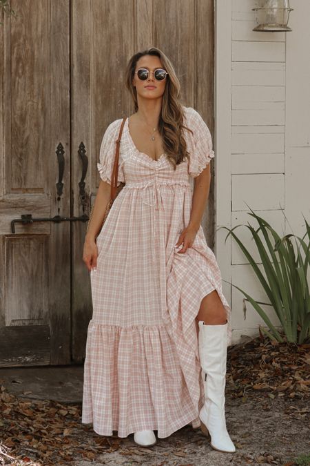 Gorgeous pink plaid spring maxi dress. 

Wedding guest dress
Smocked dress 
White western boots 
Farm life 
Summer dress
Girl mom dress 
Brunch 
Bridal party 

#LTKSeasonal #LTKstyletip #LTKunder100