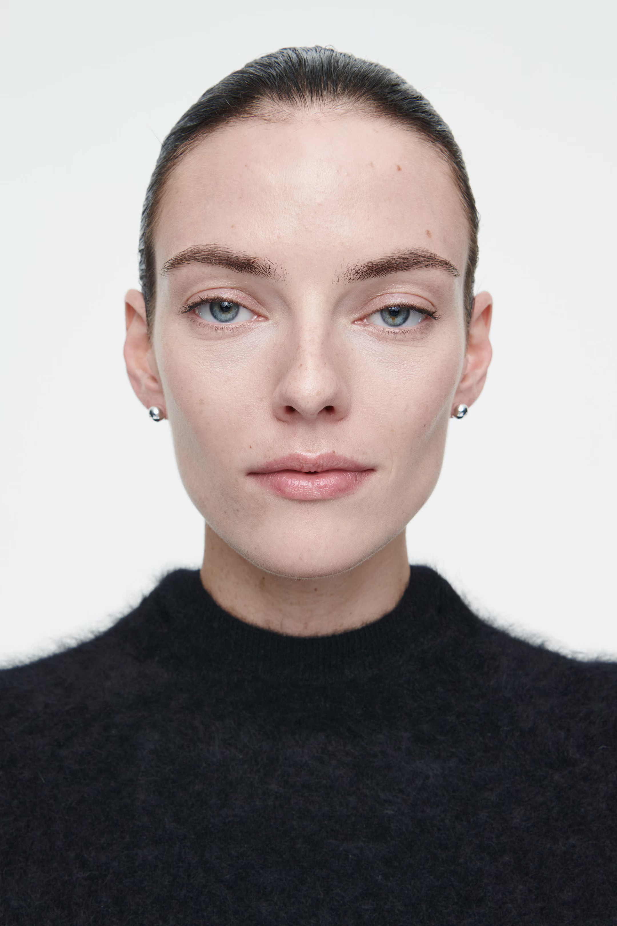 DROPPED SPHERE STUDS - SILVER | COS (AU)