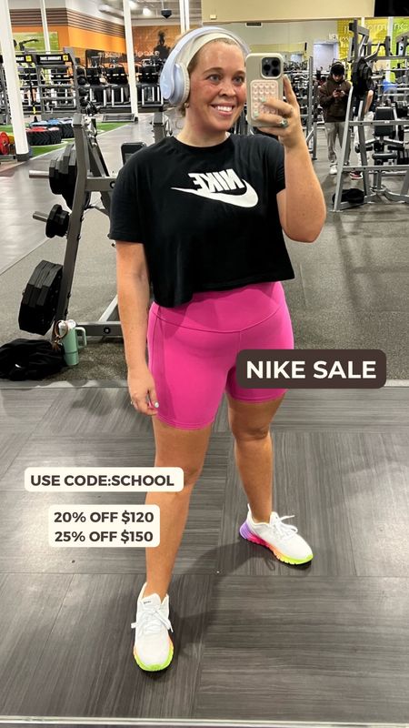 Nike on sale! Use code: SCHOOL 