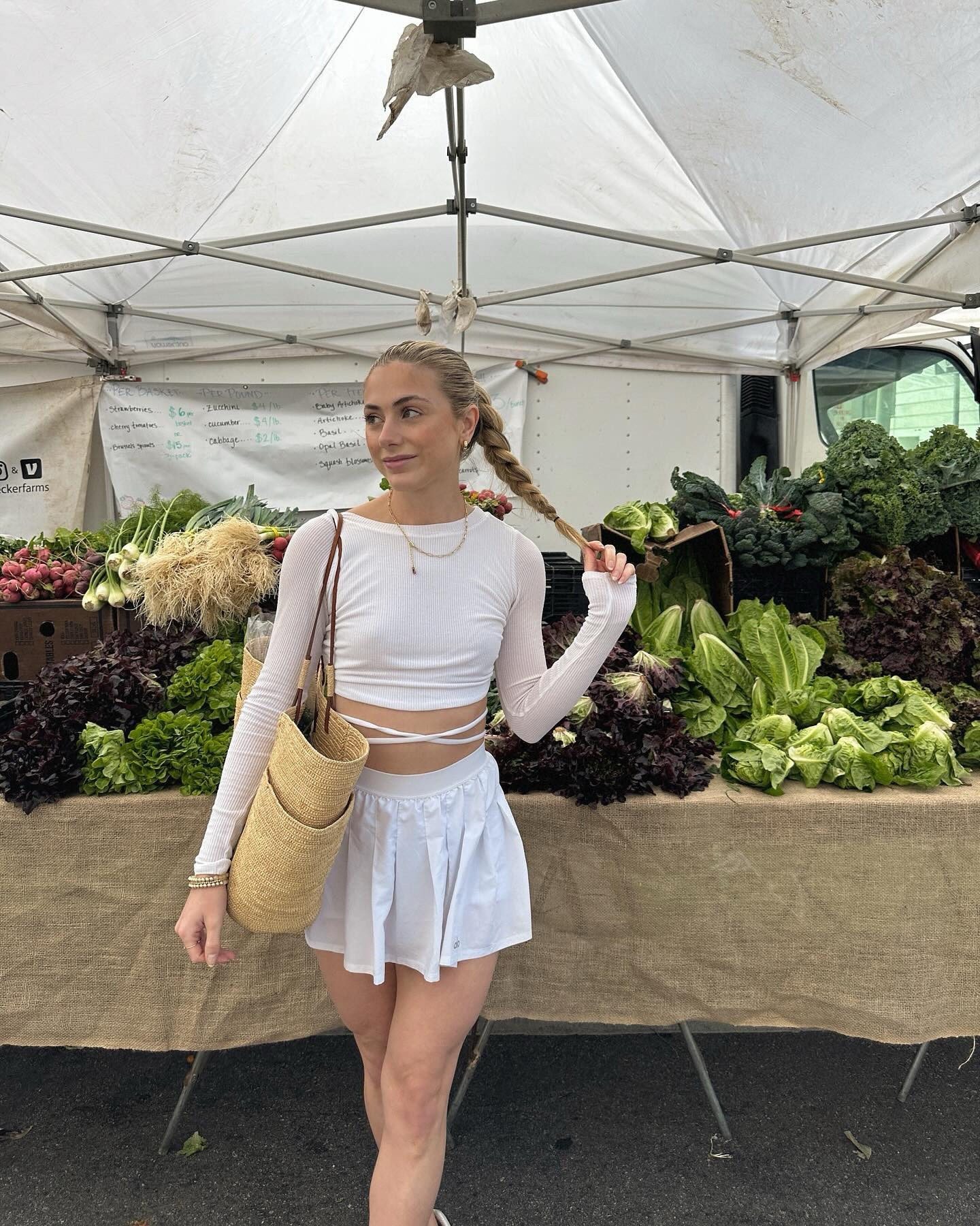 Weekends were made for the farmers market 🥑🍓🥬
⠀⠀⠀⠀⠀⠀⠀⠀⠀
 Soft girl, soft girl aesthetic, soft girl style, clean girl, clean girl aesthetic, clean girl style, that girl, wellness, self care #softgirl #softgirlaesthetic #softgirlstyle #cleangirlstyle #cleangirlaesthetic #thatgirlaesthetic

#LTKStyleTip #LTKActive #LTKSeasonal