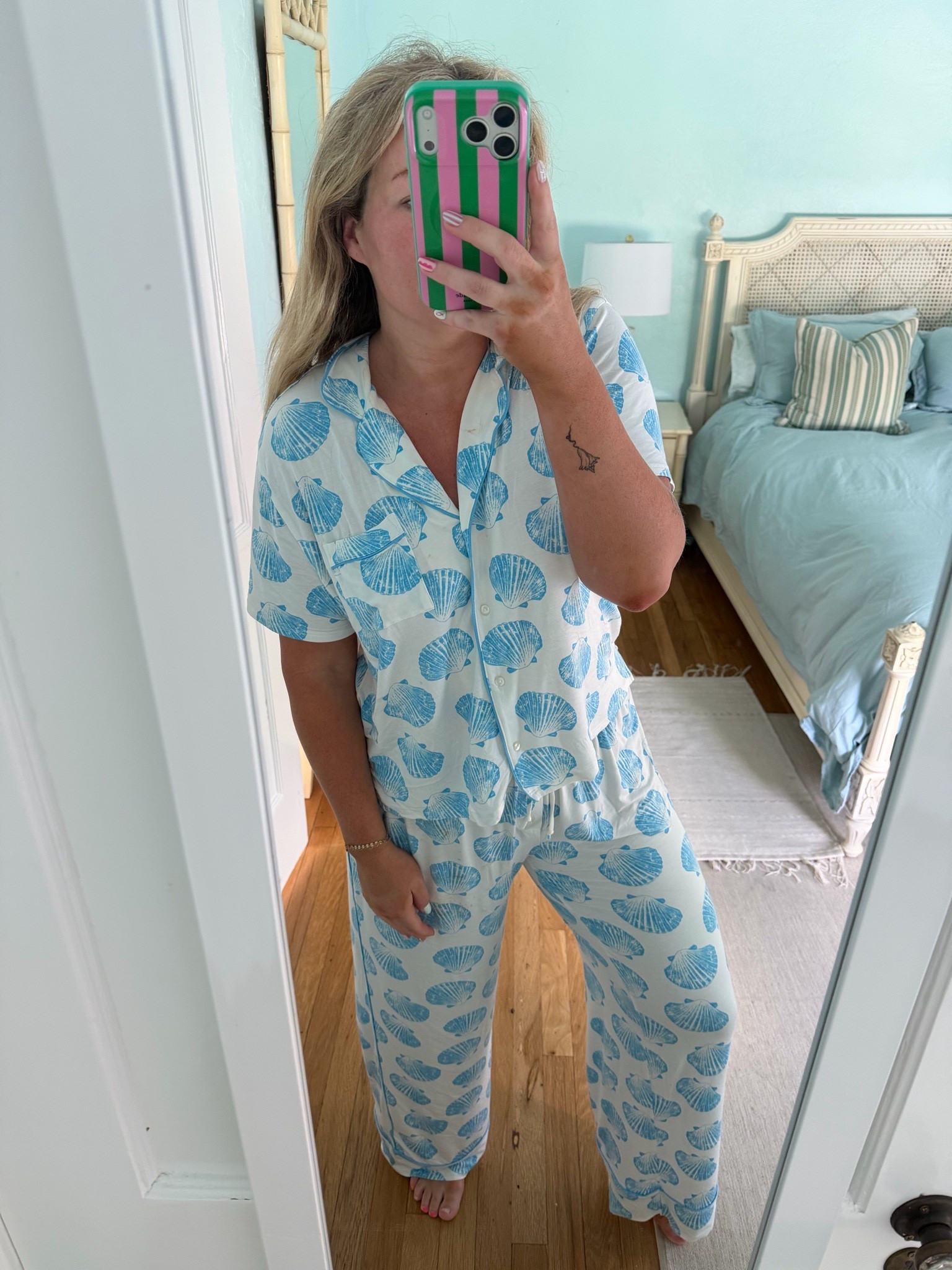 Aerie shell pajamas

#LTKootd #LTKmomlife #LTKmorningroutine