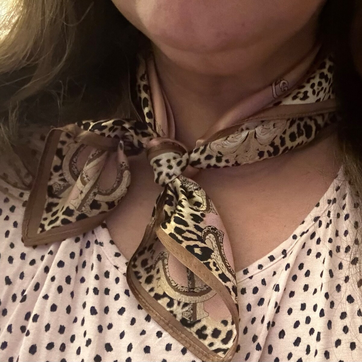 100% Seidenschal, Seidenbandana, reines Seidenhaartuch, quadratisches Seidentuch, Seidenkopftuch ... | Etsy (US)