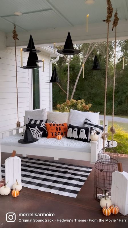 #halloween #halloweendecor #fall #falldecor #frontporch #bedswing #bedswingdecor

#LTKSeasonal #LTKHalloween #LTKHoliday