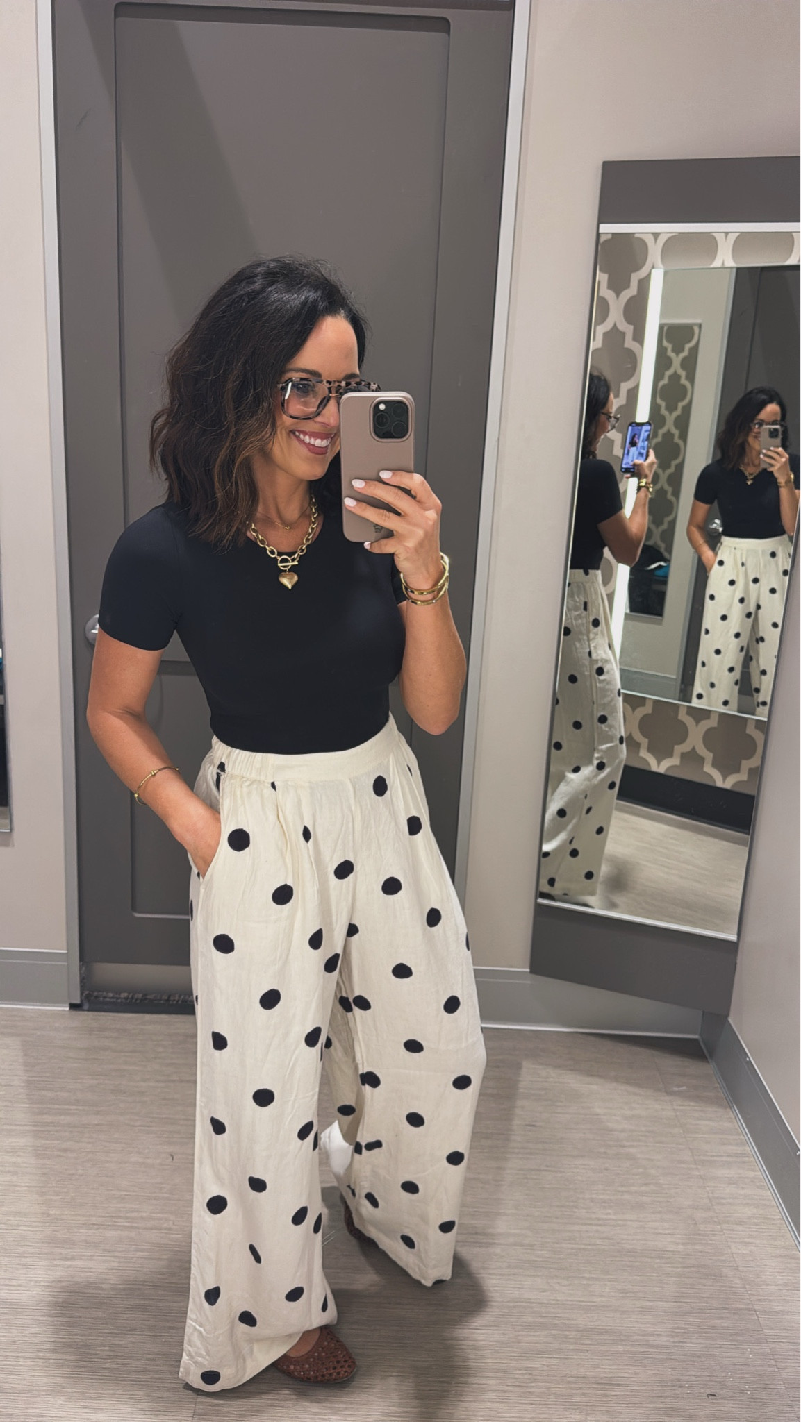 Yall, these pants are so chic and comfortable. I love this pattern. Perfect for work, lunches dates, or elevated running errands. Run to @target! 

Mom approved finds target must haves pants elevated pants comfortable affordable shoes target mom life outfits teachers workwear black and white mom everyday wear busy mom VintagePickin

#LTKWorkwear #LTKootd #LTKdayinmylife