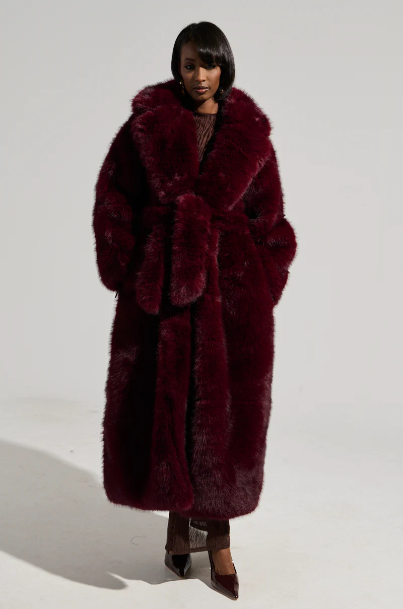 DAYANNE FAUX FUR TRENCH IN WINE | AKIRA