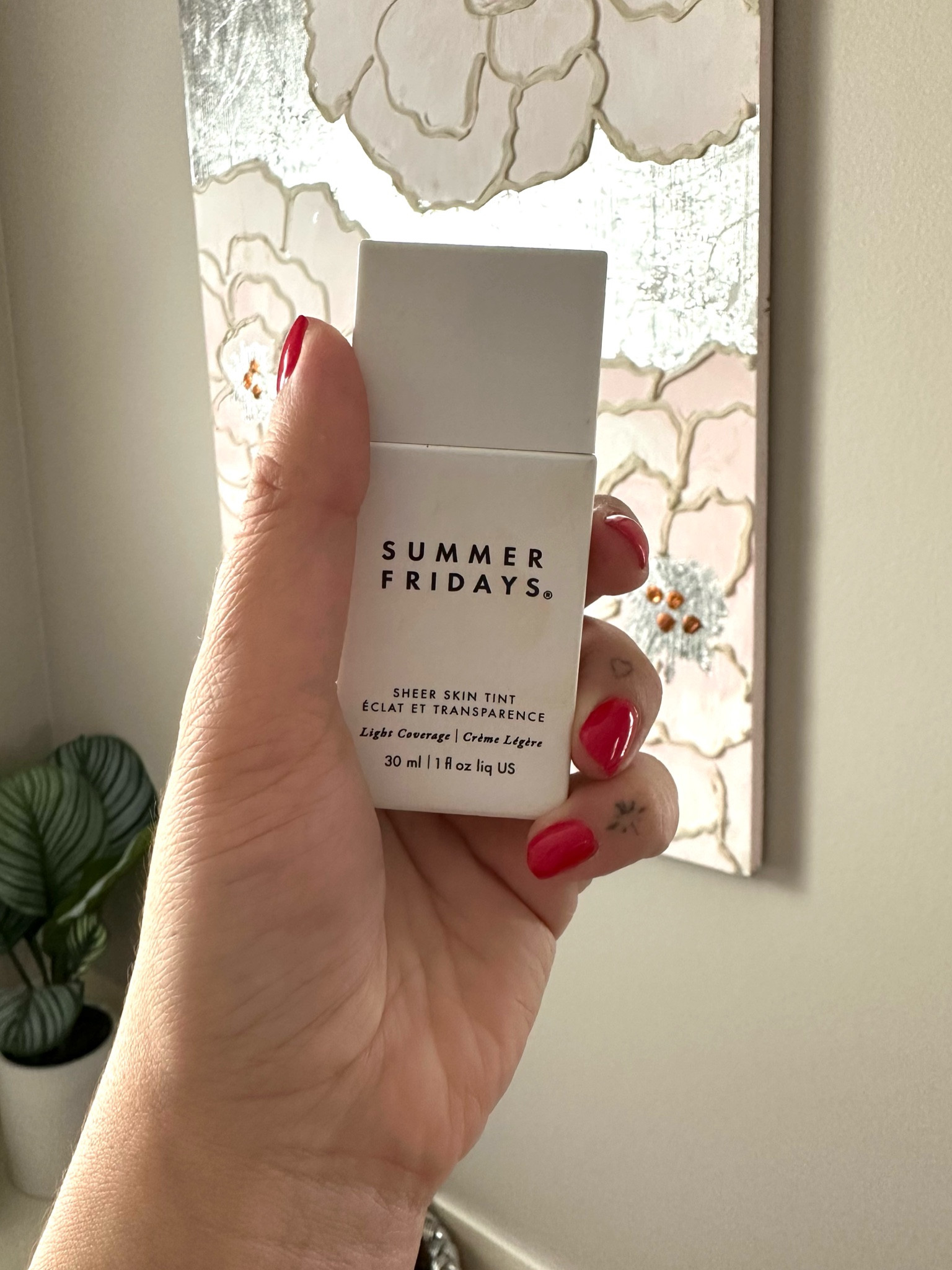 Summer Fridays Sheer Skin Tint


#LTKbeauty #LTKunder50