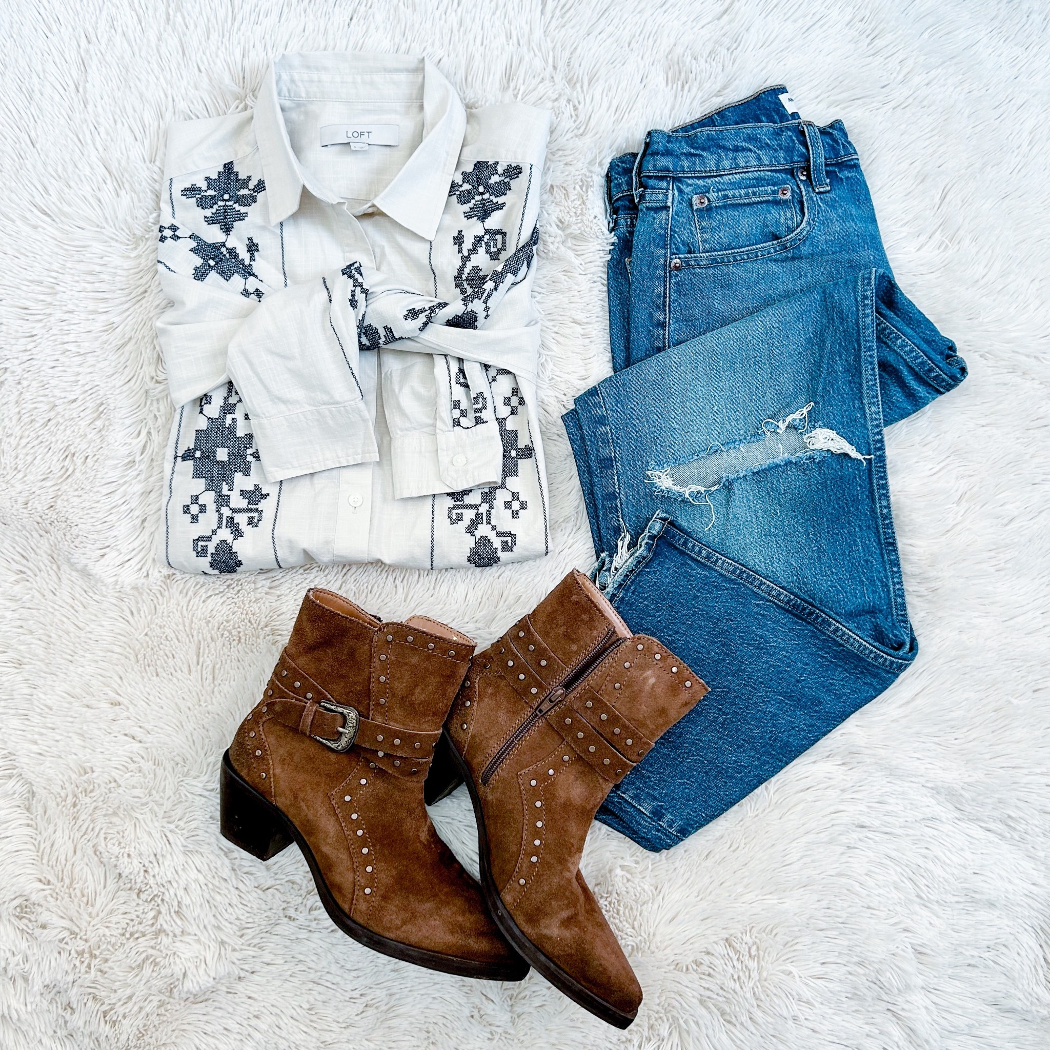 Western Trend | Over 40 Women 

#LTKSaleAlert #LTKOver40 #LTKootd