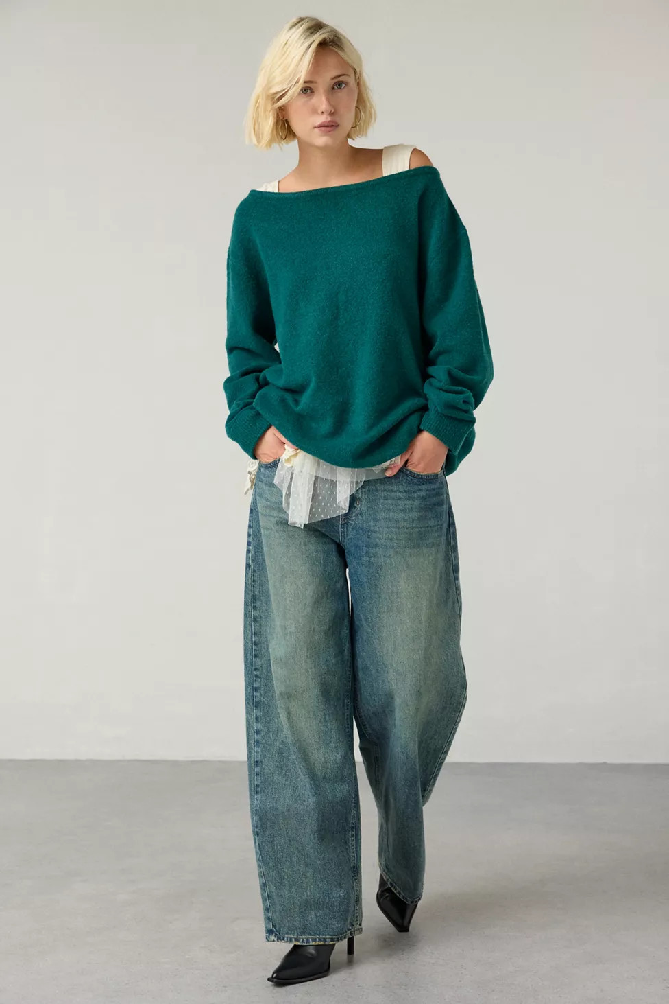 UO Nola Oversized Off-The-Shoulder Sweater | Urban Outfitters (US and RoW)