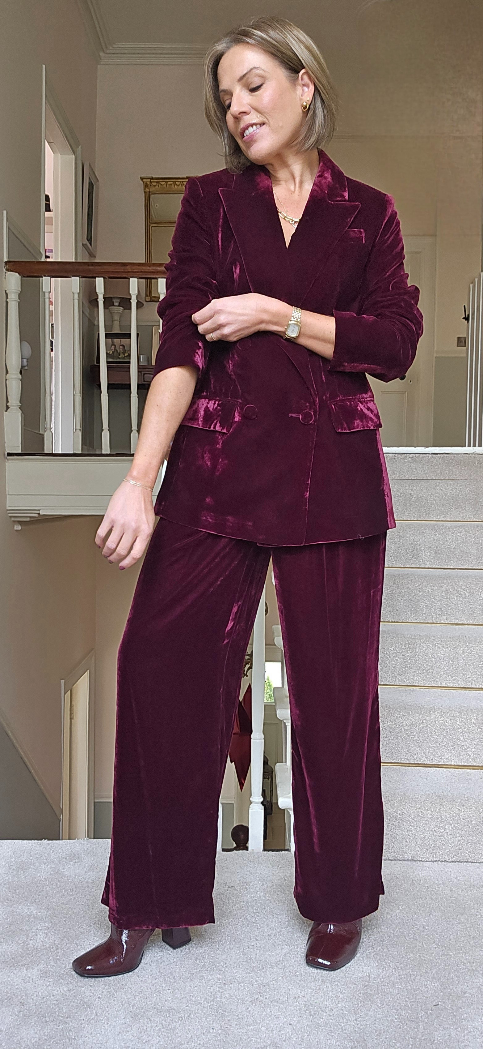 A little festive haul from River Island!I am wearing a Size 10 in everything and in the jeans I am wearing Size 10LHappy shopping 🎄🎁

#LTKireland #LTKeurope #LTKpartywear