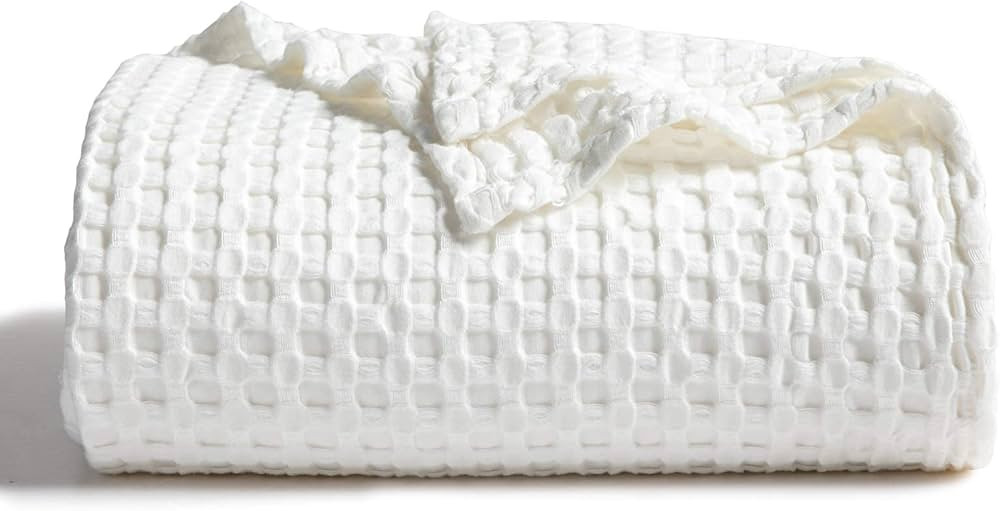 Bedsure Cooling Cotton Waffle Weave Throw Blanket - Lightweight Breathable Blanket of Rayon Deriv... | Amazon (US)