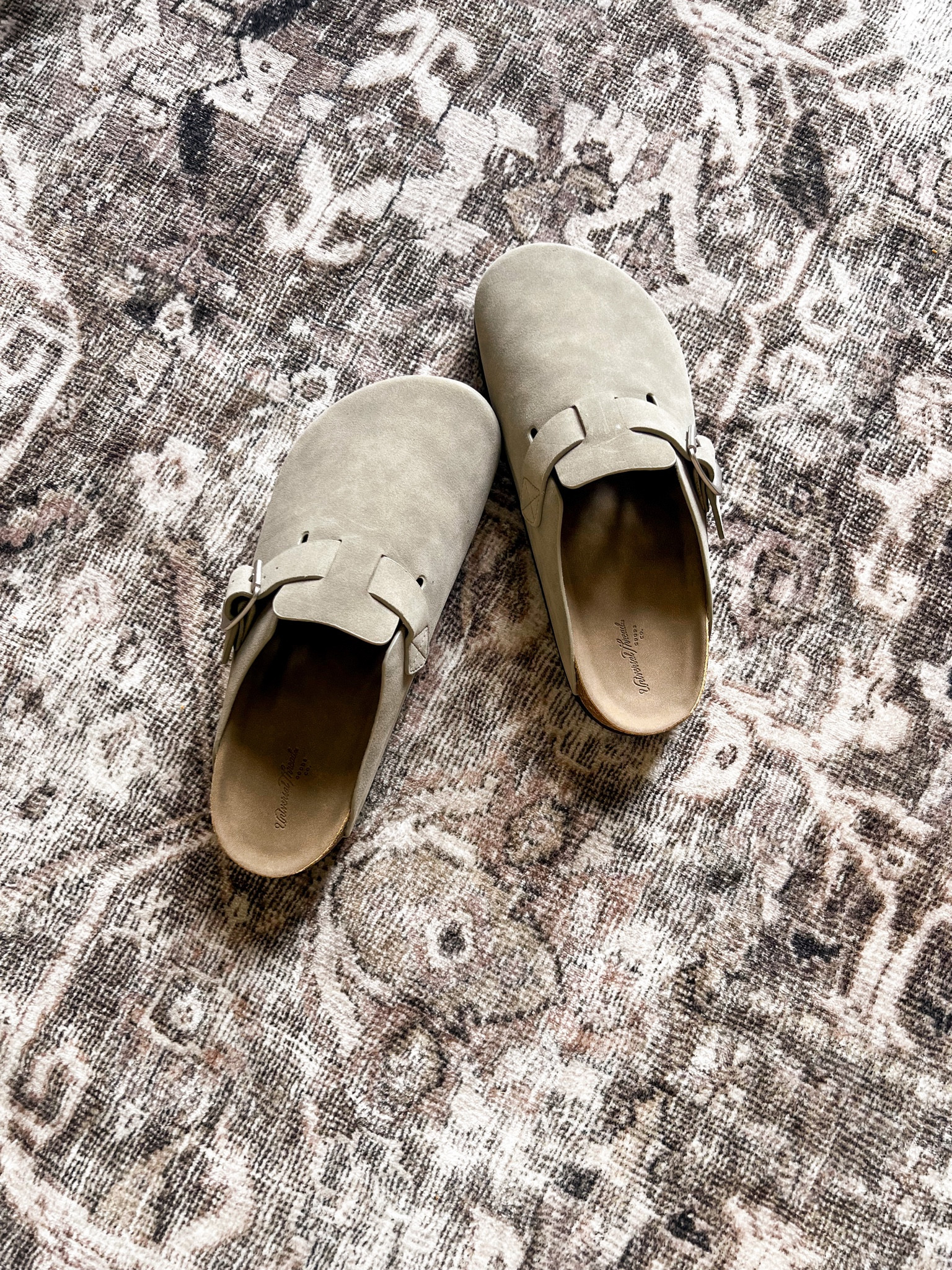 Sizes back in stock!
Boston clogs 
Look for less
Birkenstock
Target 
Target shoes
Under $30
Clogs 

#LTKSale #LTKshoecrush #LTKSeasonal