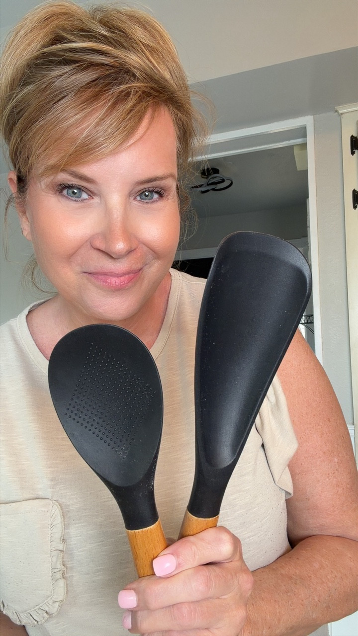 Silicone Spatula & Garlic Grater
Spoon Set = heat resistant and
nonstick safe.

#LTKfoodie #LTKvlog #LTKHome