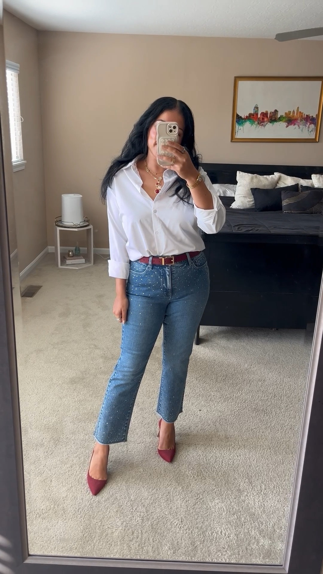 White button down
Sparkle jeans
Manolo heels
Red accessories


#LTKootd #LTKSaleAlert #LTKgrwm