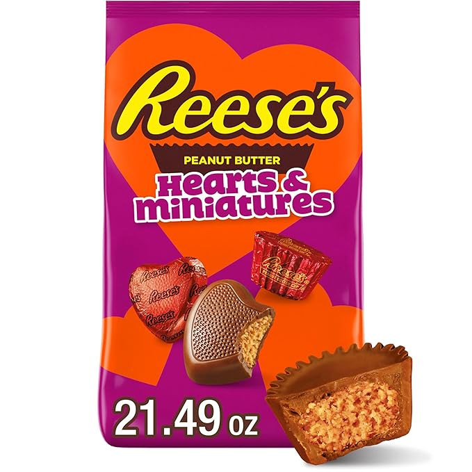 REESE'S Assorted Chocolate Peanut Butter Shapes, Valentine's Candy Bag, 21.49 oz | Amazon (US)