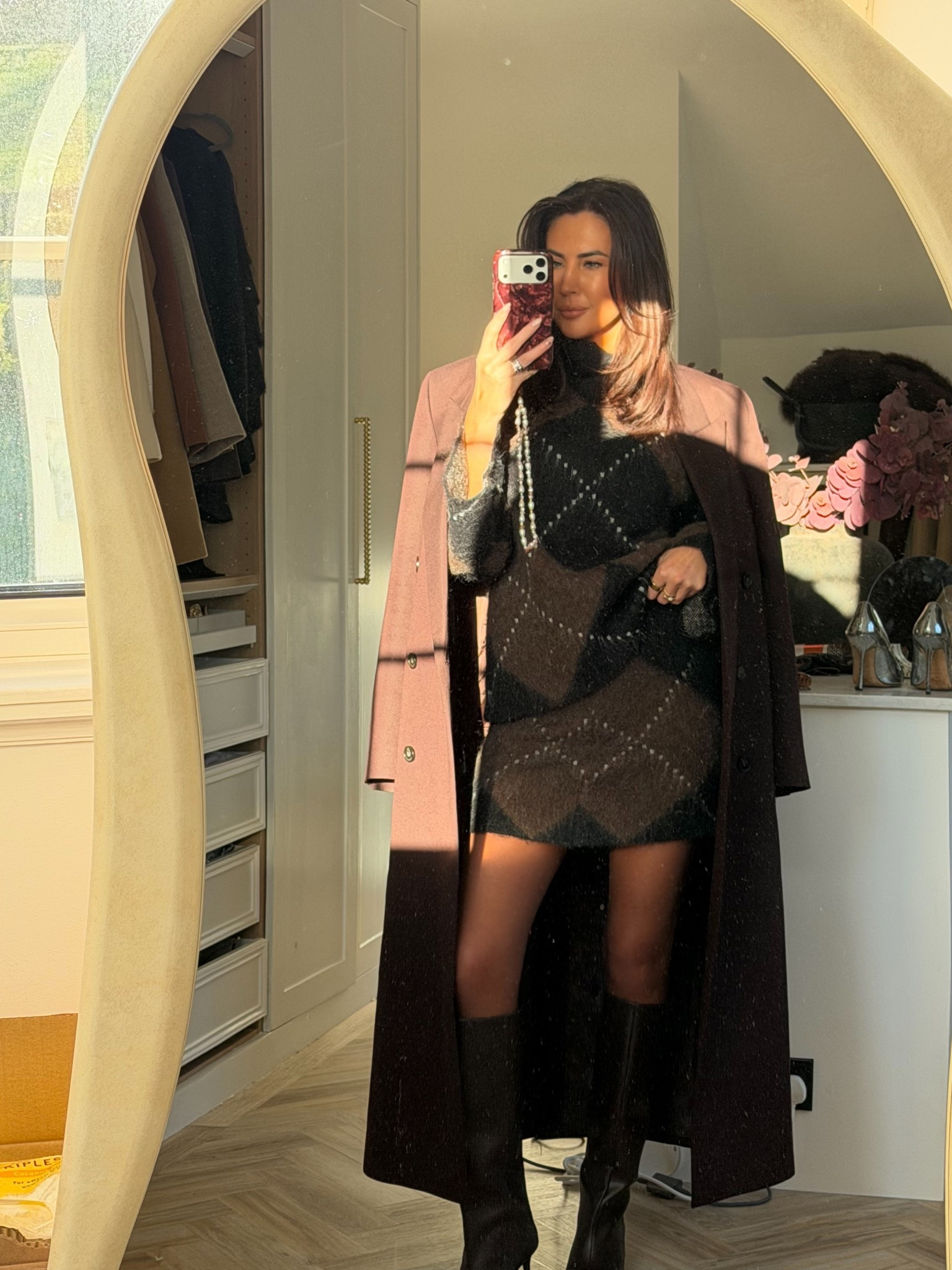 Chic winter ootd

Winter outfits, knee-high boots, coward, winter coward, brown Maxi wall coat chic winter outfit

#LTKwinter