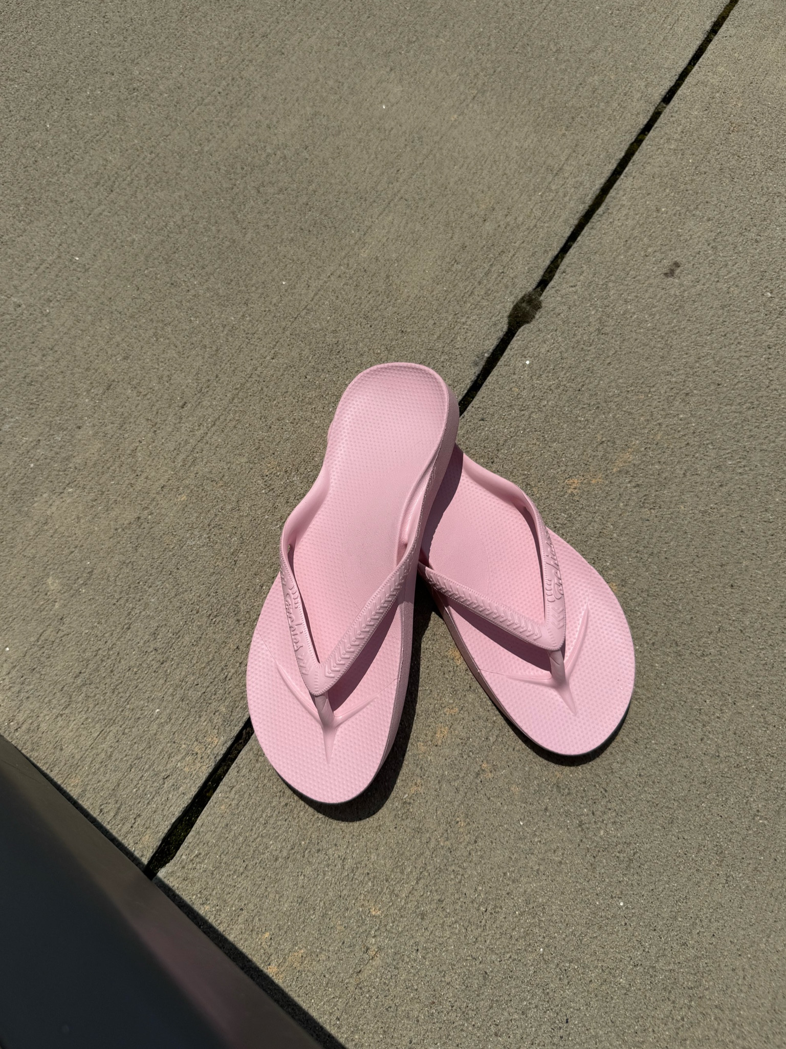 obsessed with these flip flops! so comfy & such good arch support! 

#LTKFindsUnder50 #LTKSeasonal #LTKSwim