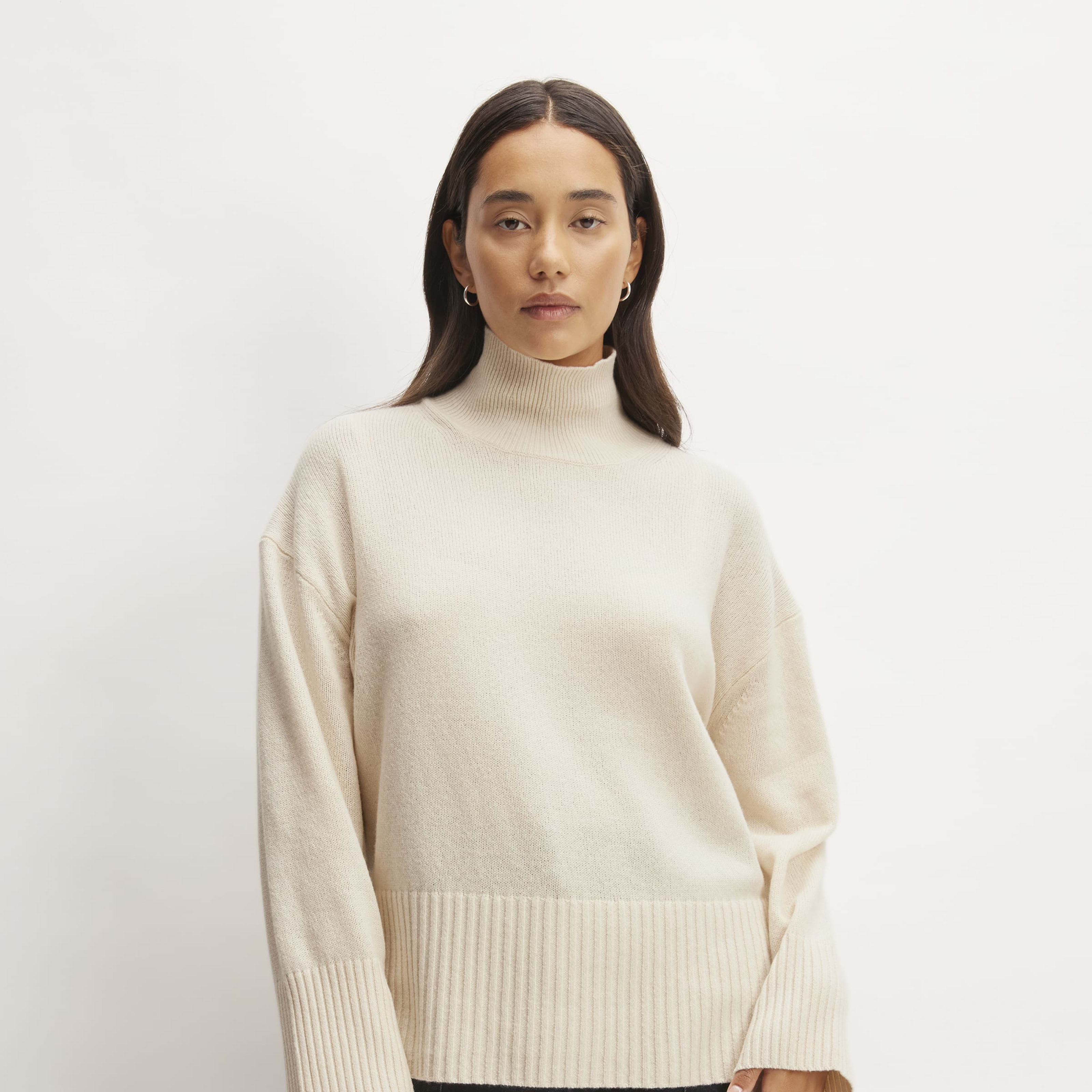 Women's Cashmere Oversized Turtleneck Sweater by Everlane in Bone White, Size S | Everlane