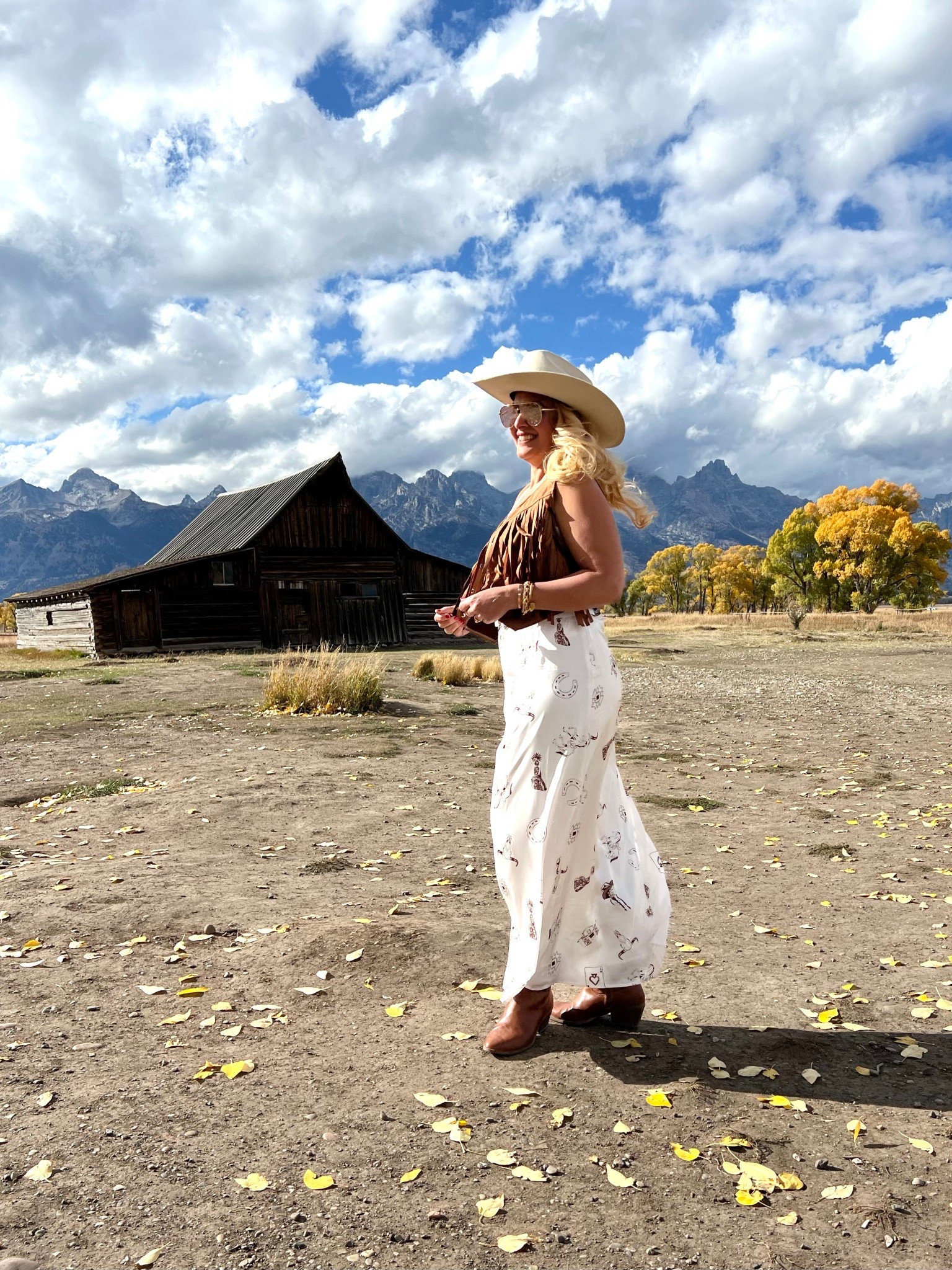 Casual Fall outfit

This western print skirt is darling! It matched the iconic Mormon Row house in Wyoming!

Wearing a large in everything.


#LTKSeasonal #LTKShoeCrush #LTKStyleTip #LTKItBag #LTKFindsUnder100 #LTKOver40 #LTKHalloween #LTKTravel #LTKU #LTKSaleAlert #LTKFindsUnder50 #LTKWorkwear #LTKMidsize