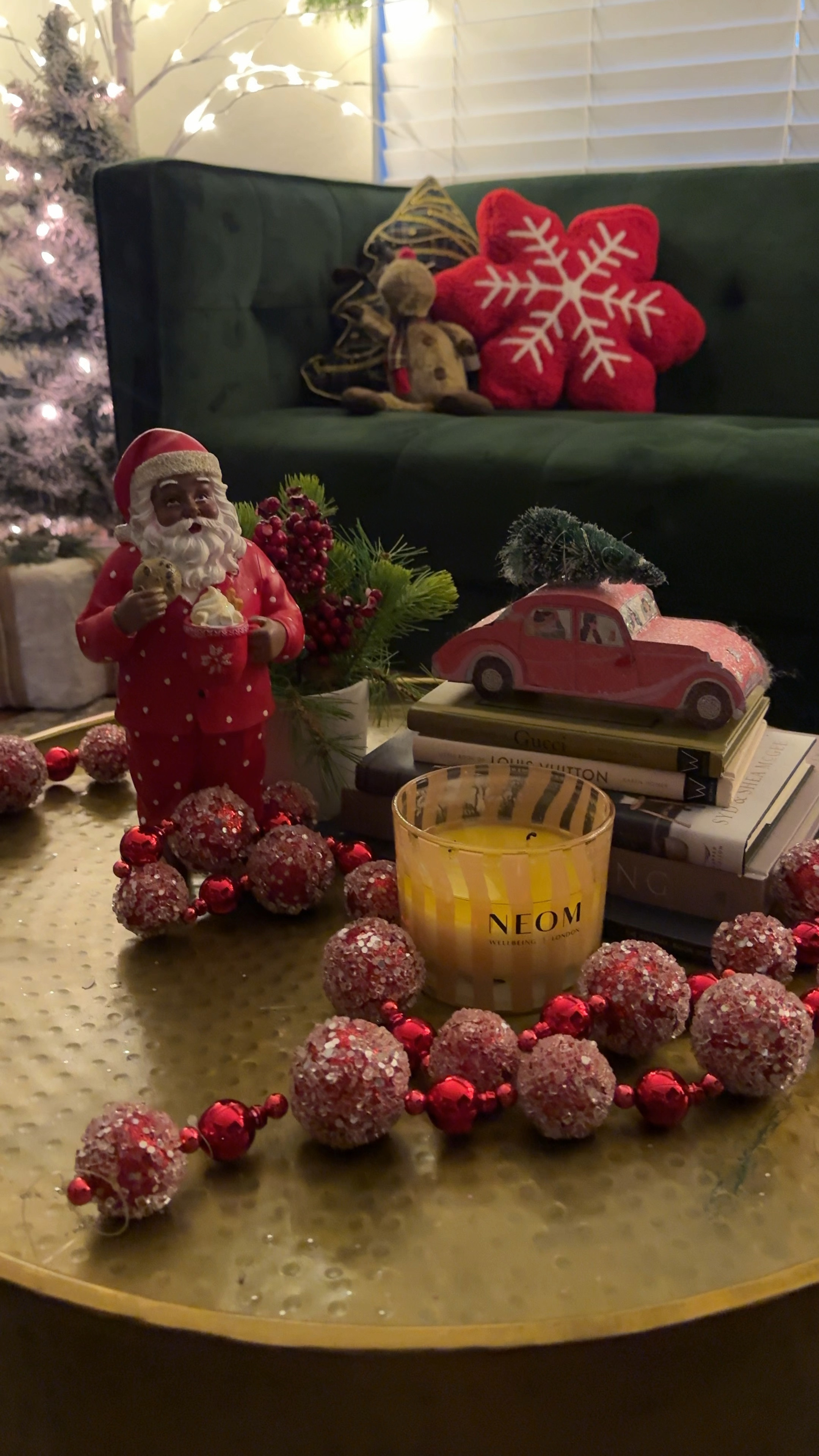 It’s beginning to look a lot like Christmas 🎄🎅🏼

#LTKHome #LTKSeasonal #LTKHoliday