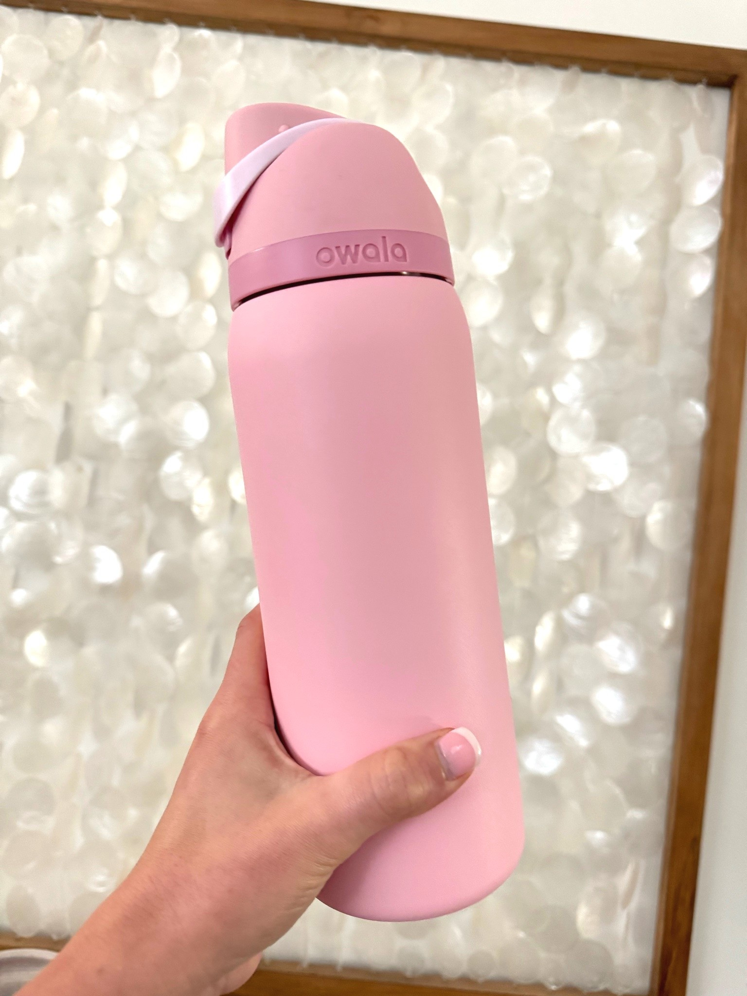New Rose Quartz 32oz water bottle! 🩷

Owala, water bottle, fitness

#LTKActive #LTKgrwm #LTKfitnessgoals