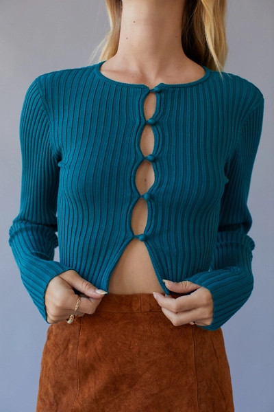 UO Peyton Fitted Cropped Cardigan | Urban Outfitters (US and RoW)