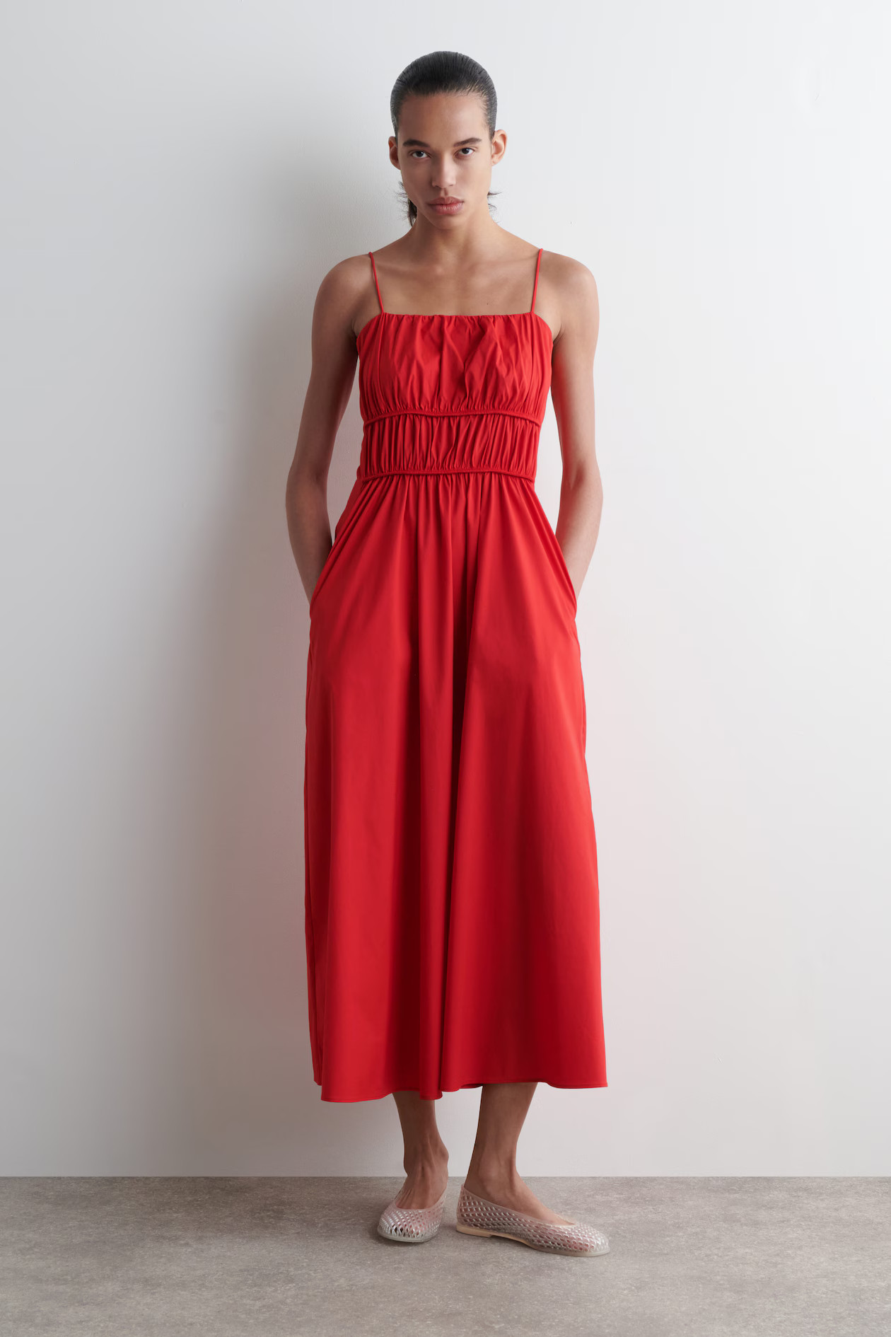 GATHERED COTTON MIDI DRESS - RED | COS UK