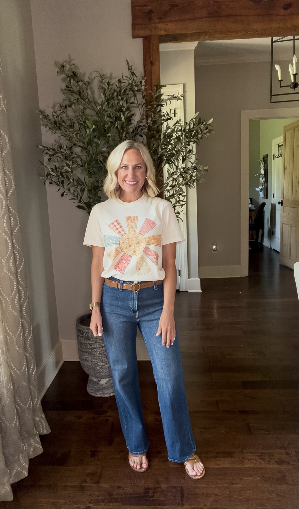 If this cutie tee doesn’t make you happy!?! ☀️ 

@Mountain Moverz #GraphicTee #TShirt #CasualStyle #VintageTee #ComfortColors

#LTKootd #LTKOver40 #LTKSeasonal