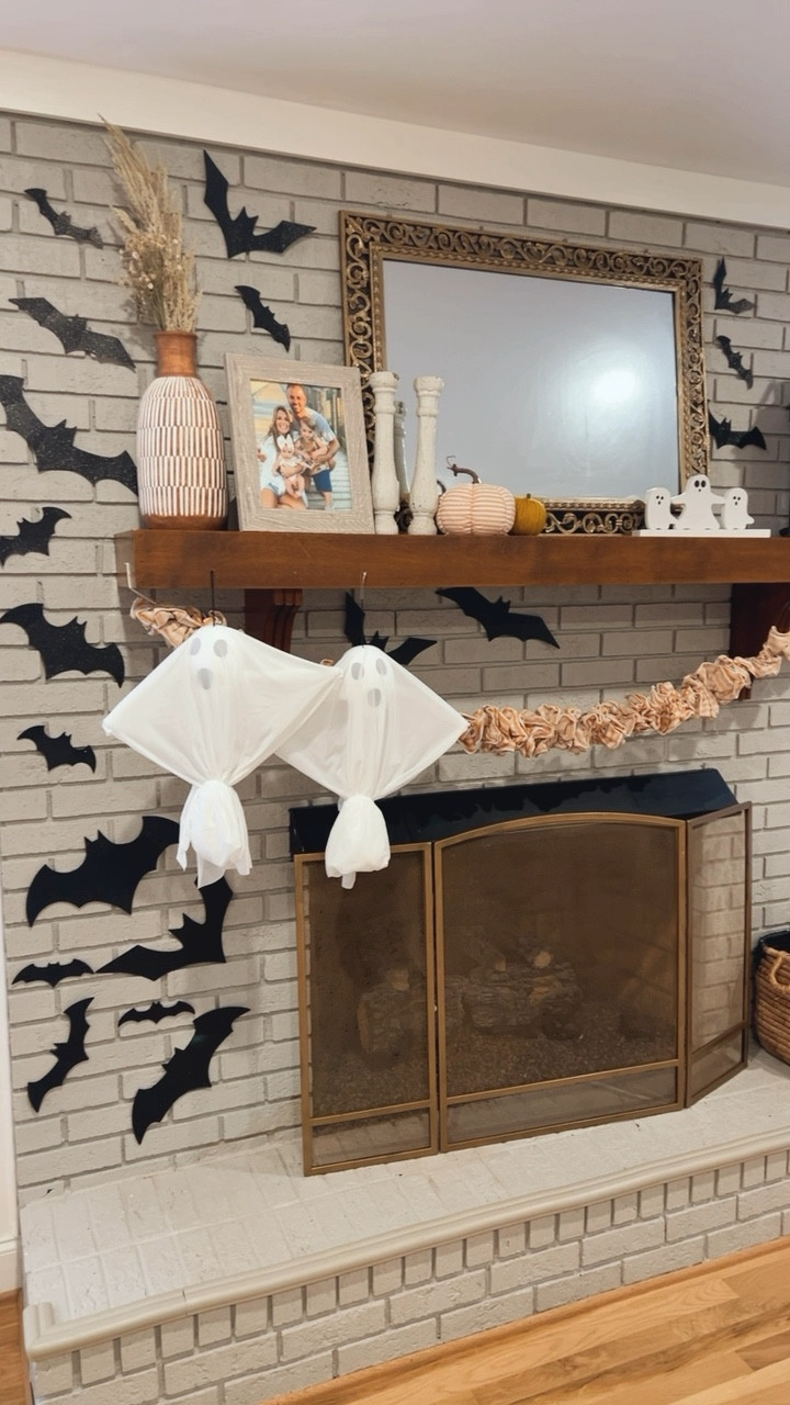 Halloween hanging bats 🦇
36 pcs for only $11.99! My toddler had so much fun hanging these  

#LTKSeasonal #LTKsalealert #LTKhome