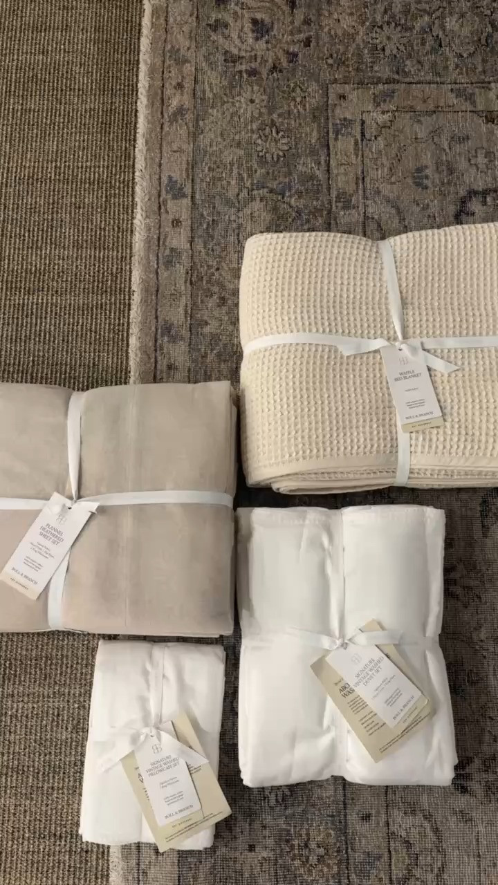 Such a good find for the new move 🙌🏻🙌🏻

Boll & branch, home brands, bedding, bed sheets, home bedding, master bedroom sheets, moving, Grace White

#LTKOver40 #LTKHome #LTKSeasonal