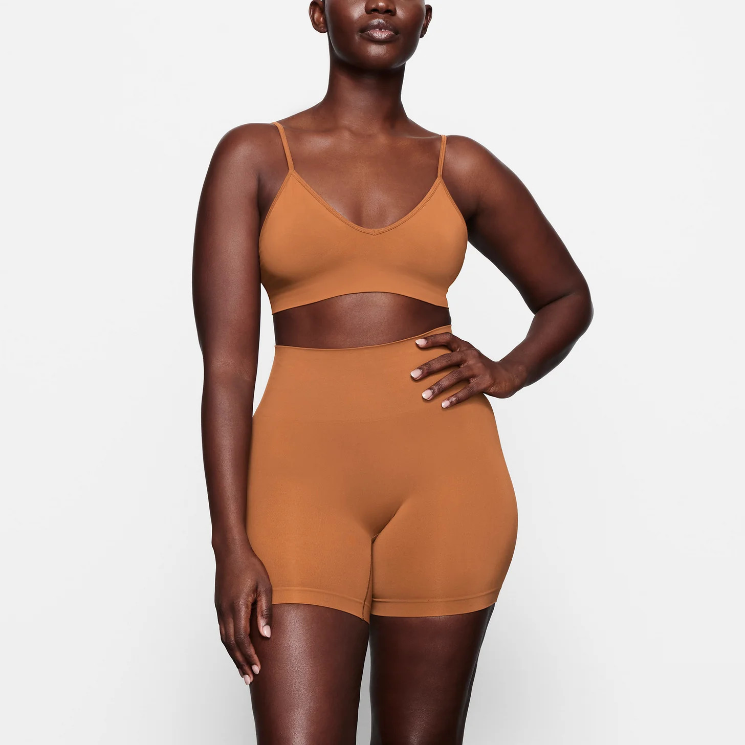 SOFT SMOOTHING BRALETTE | SKIMS (US)